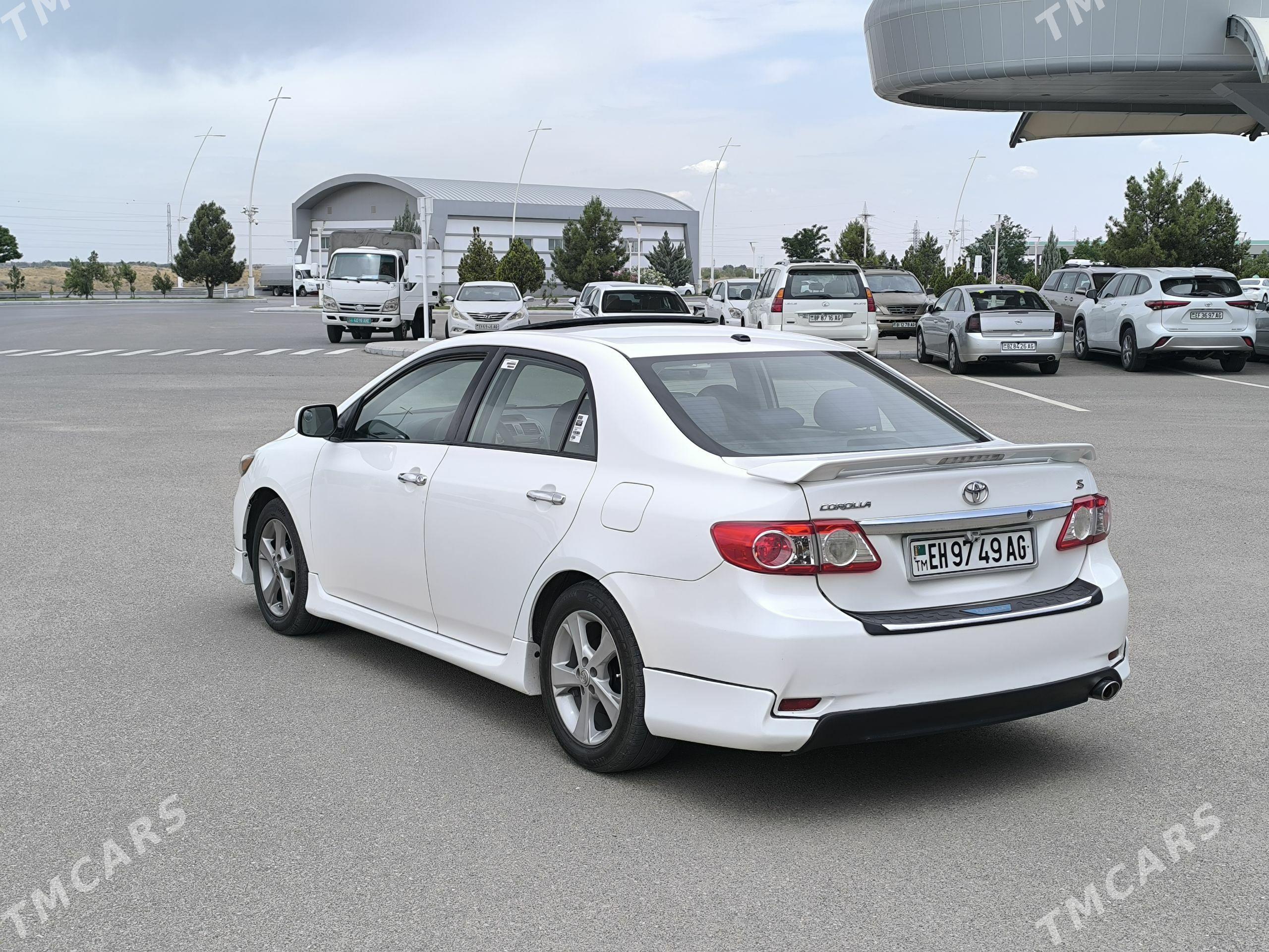 Toyota Corolla 2011 - 185 000 TMT - Aşgabat - img 1