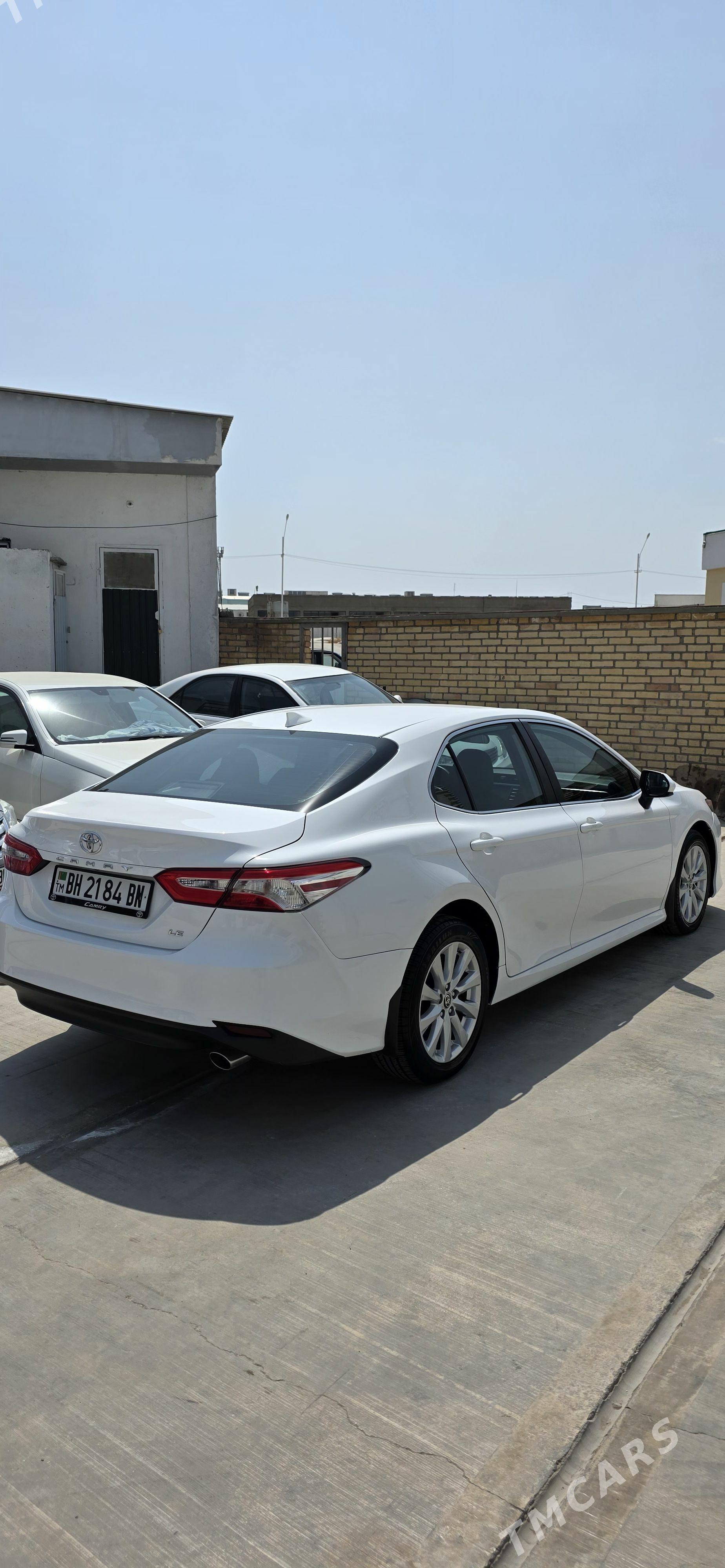 Toyota Camry 2020 - 315 000 TMT - Балканабат - img 1