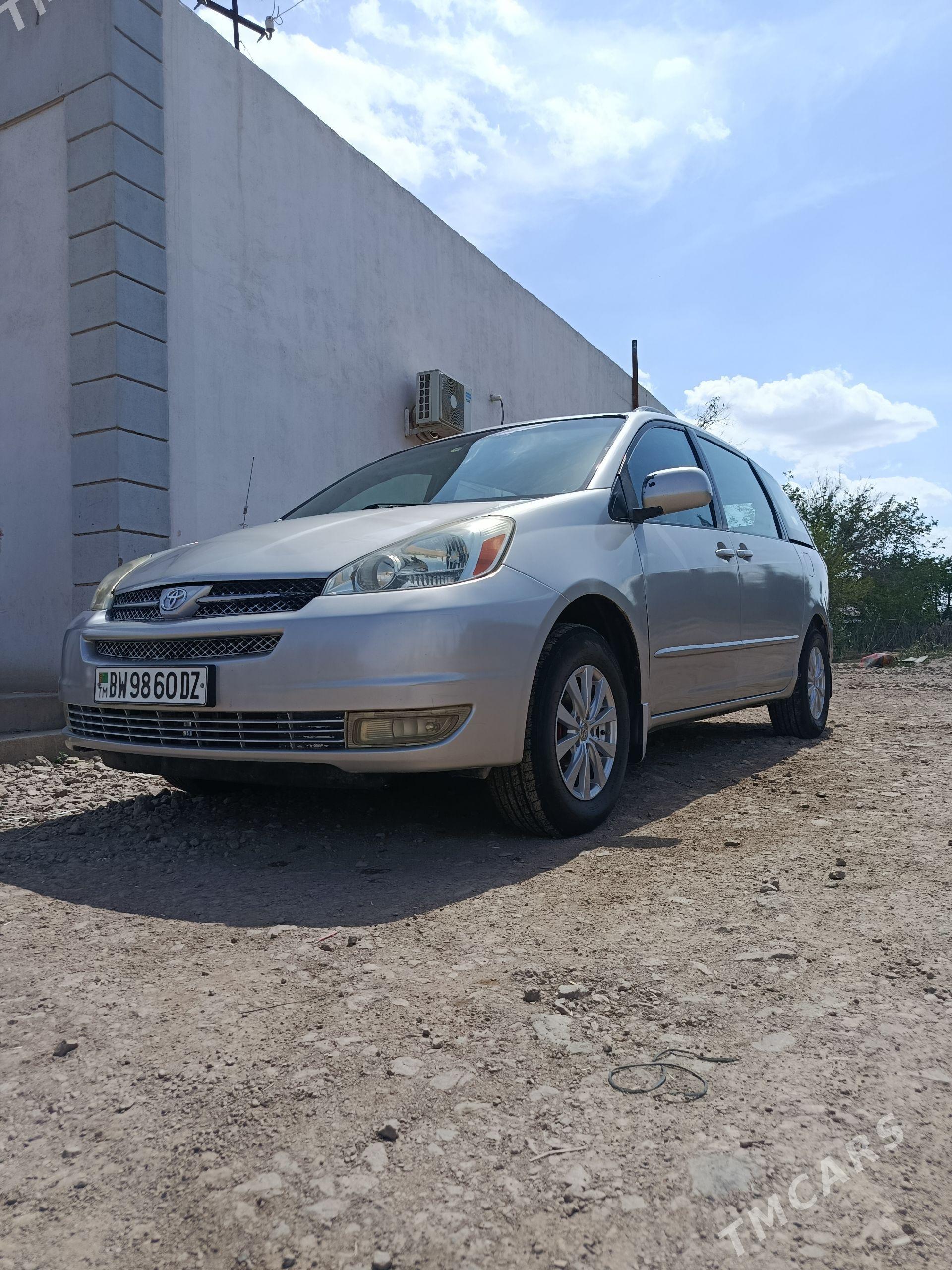 Toyota Sienna 2005 - 280 000 TMT - Болдумсаз - img 1