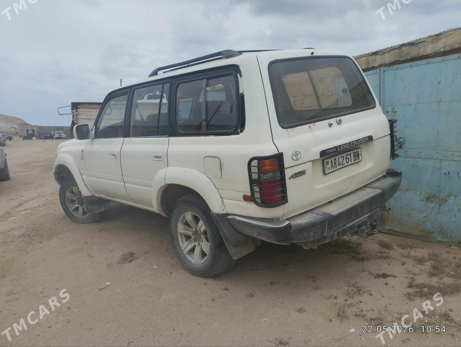 Toyota Land Cruiser 1993 - 40 000 TMT - Garabogaz - img 1
