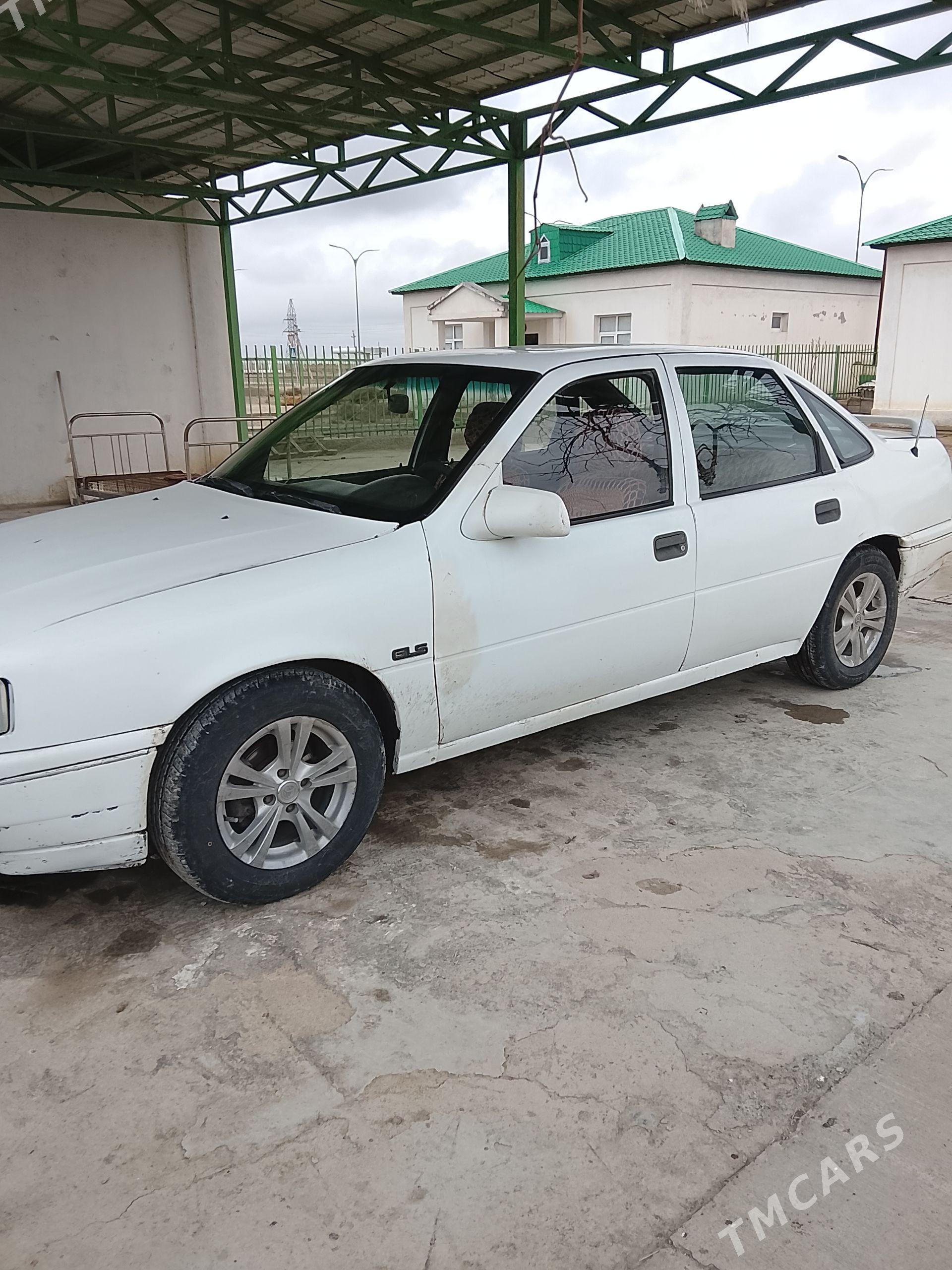 Opel Vectra 1992 - 35 000 TMT - Gyzylarbat - img 1
