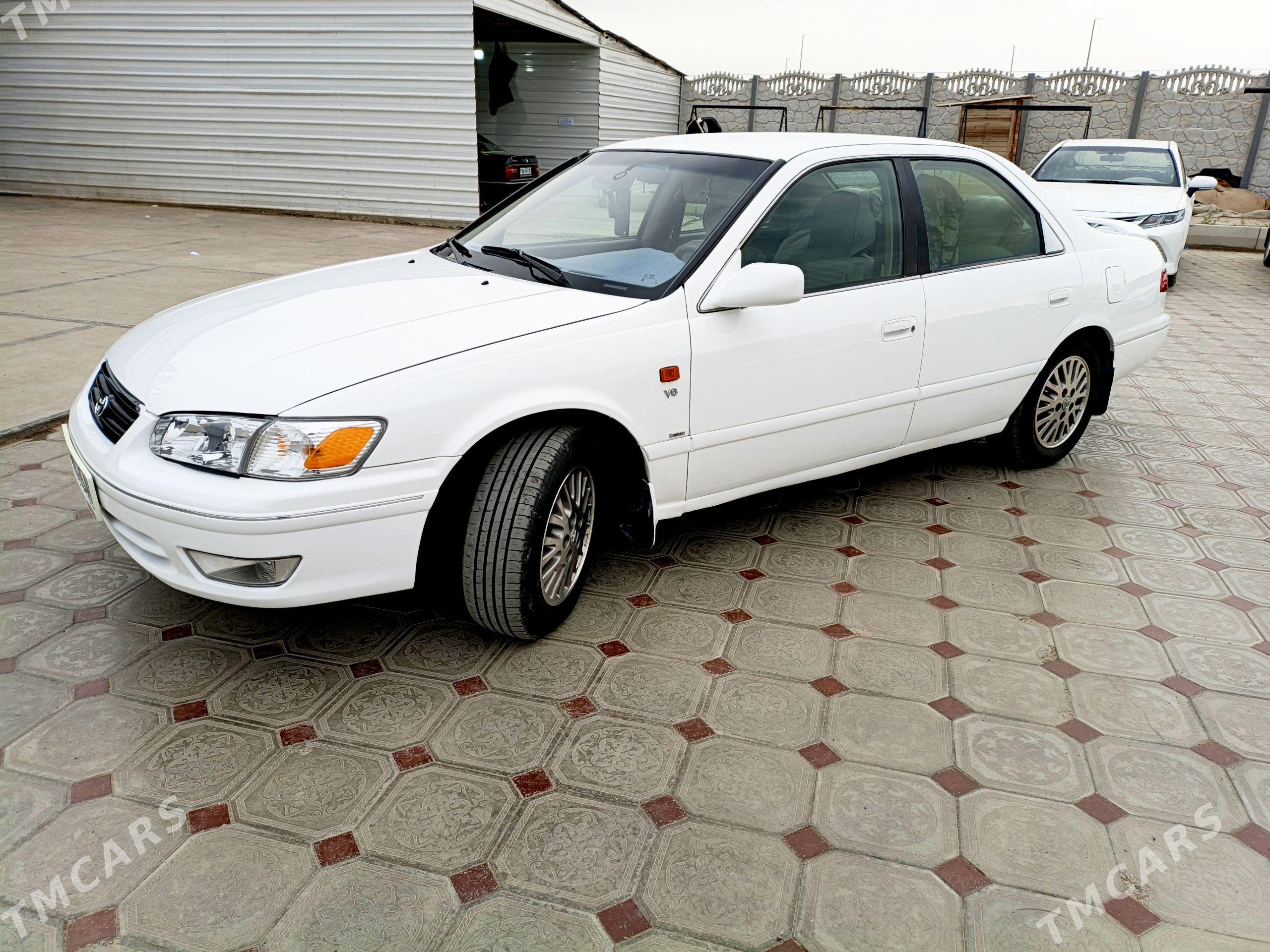 Toyota Camry 1999 - 150 000 TMT - Серахс - img 1
