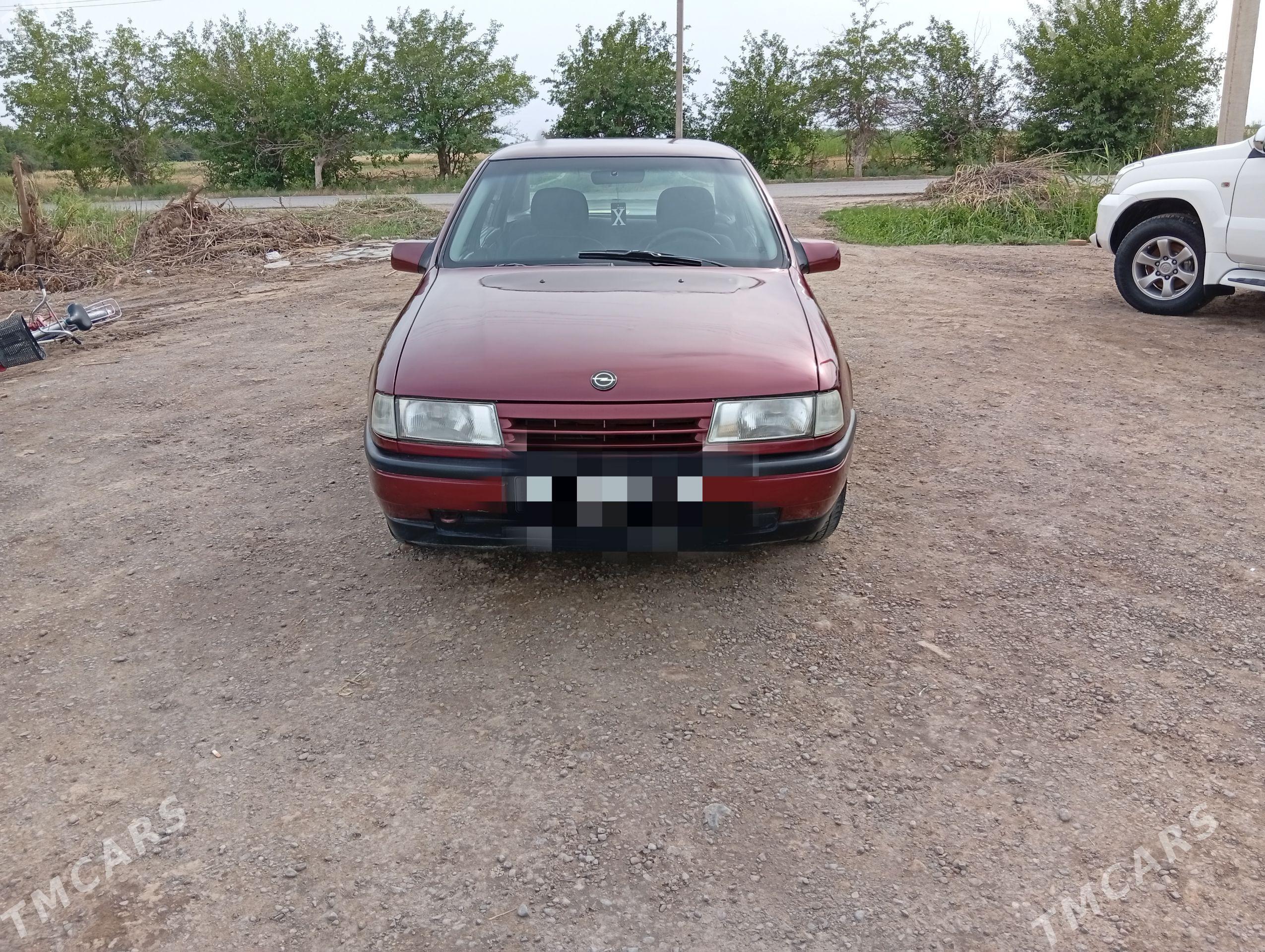 Opel Vectra 1992 - 50 000 TMT - Mary - img 1