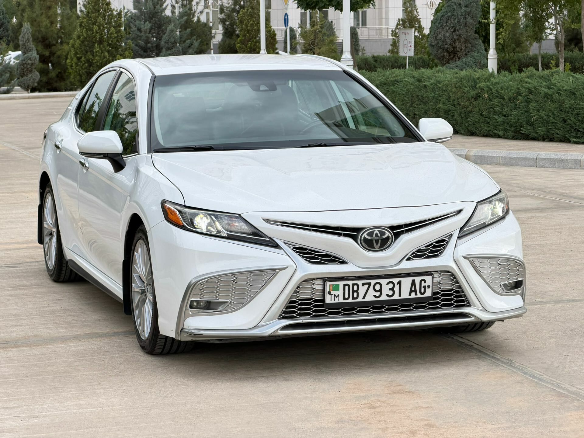 Toyota Camry 2019 - 312 000 TMT - Ашхабад - img 1