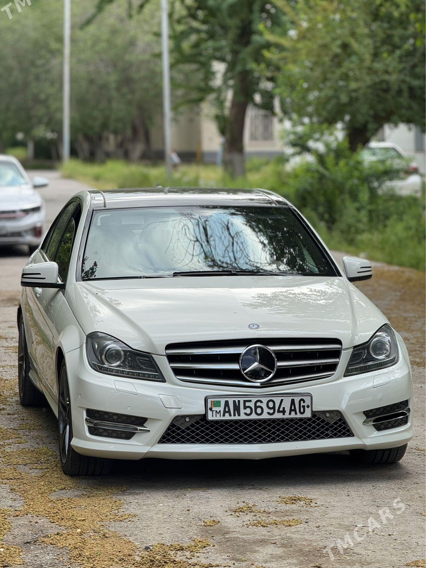 Mercedes-Benz C350 2012 - 245 000 TMT - Aşgabat - img 1
