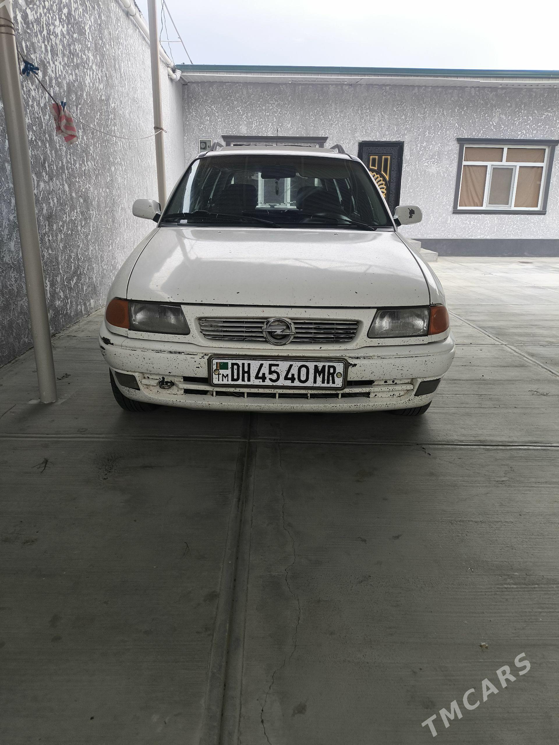 Opel Astra 1996 - 55 000 TMT - Векильбазар - img 1