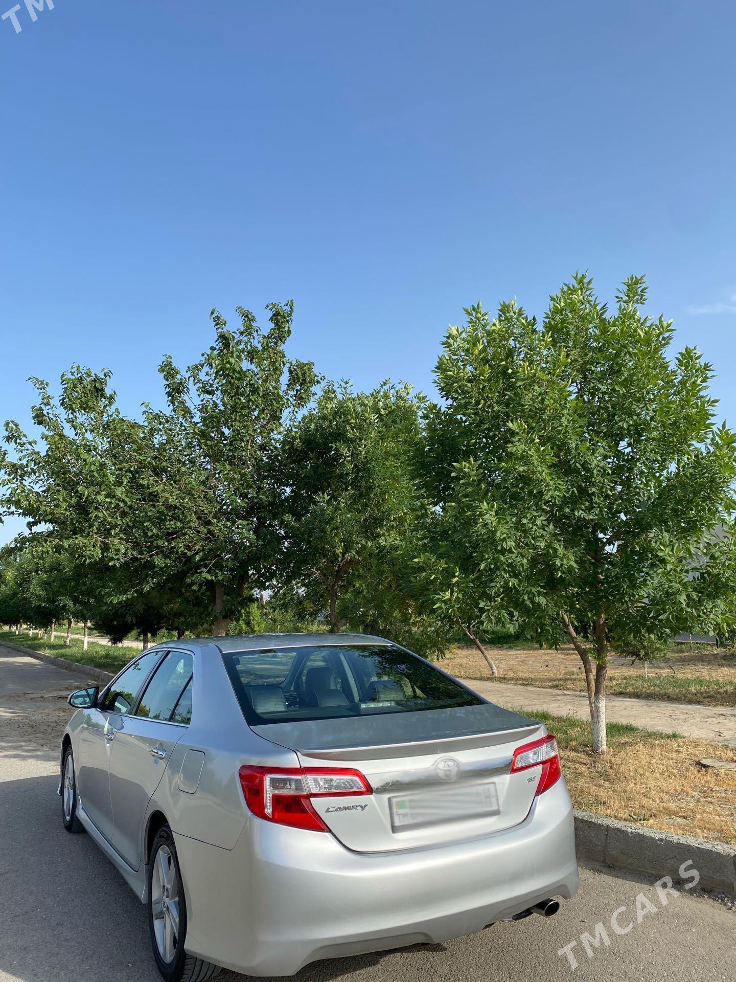 Toyota Camry 2012 - 250 000 TMT - Бахарден - img 1