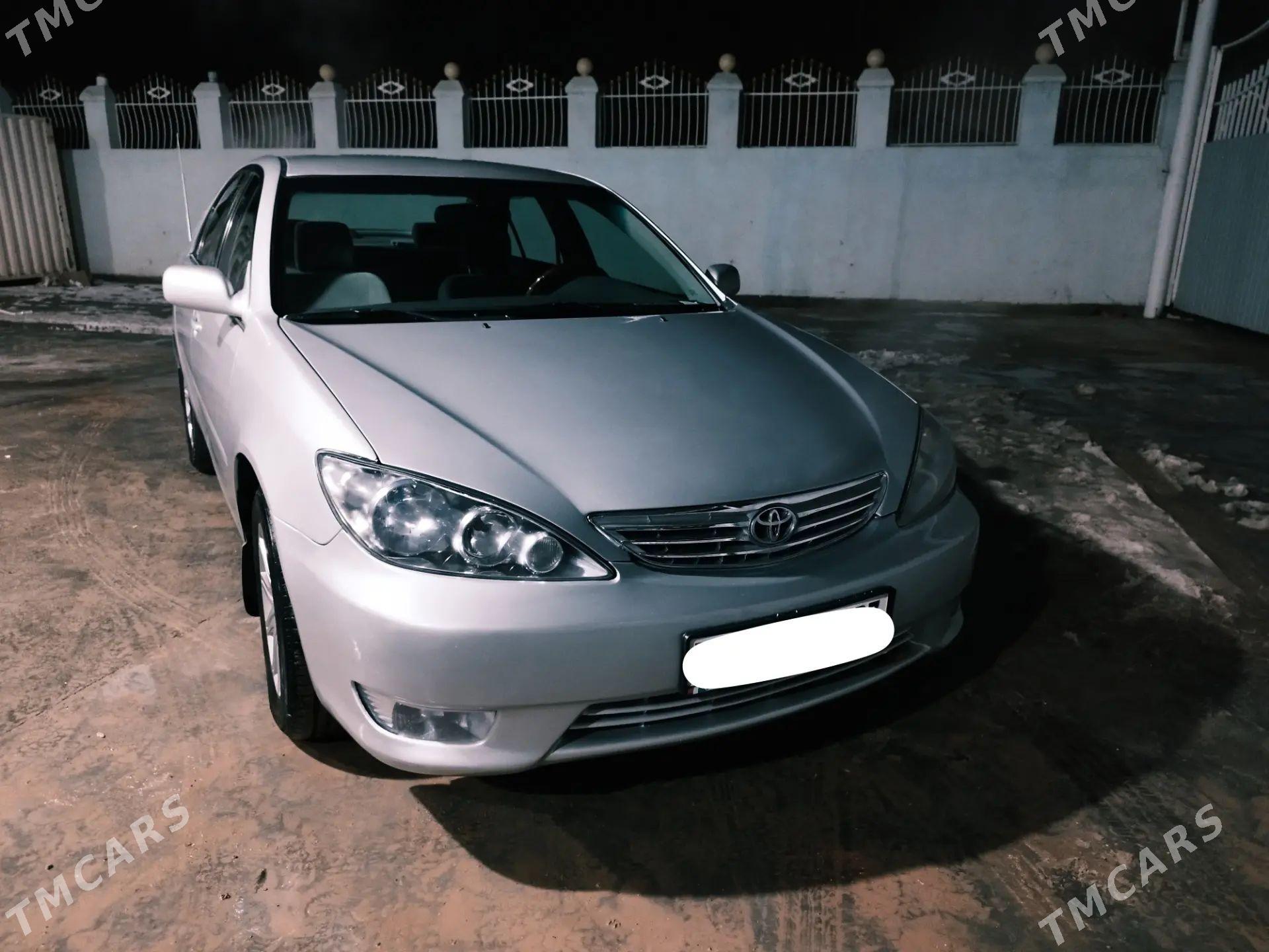 Toyota Camry 2004 - 210 000 TMT - Кёнеургенч - img 1