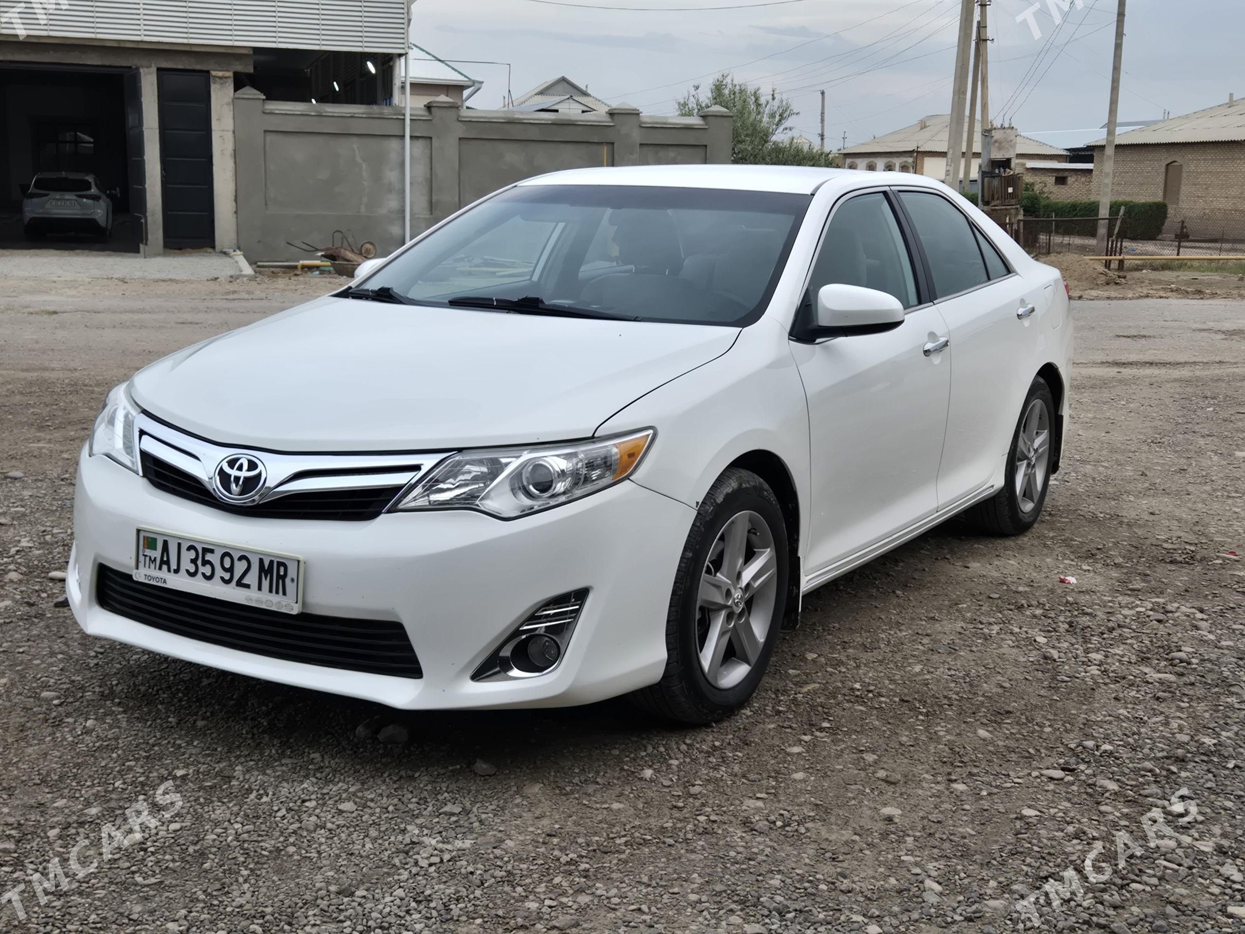 Toyota Camry 2012 - 215 000 TMT - Мары - img 1