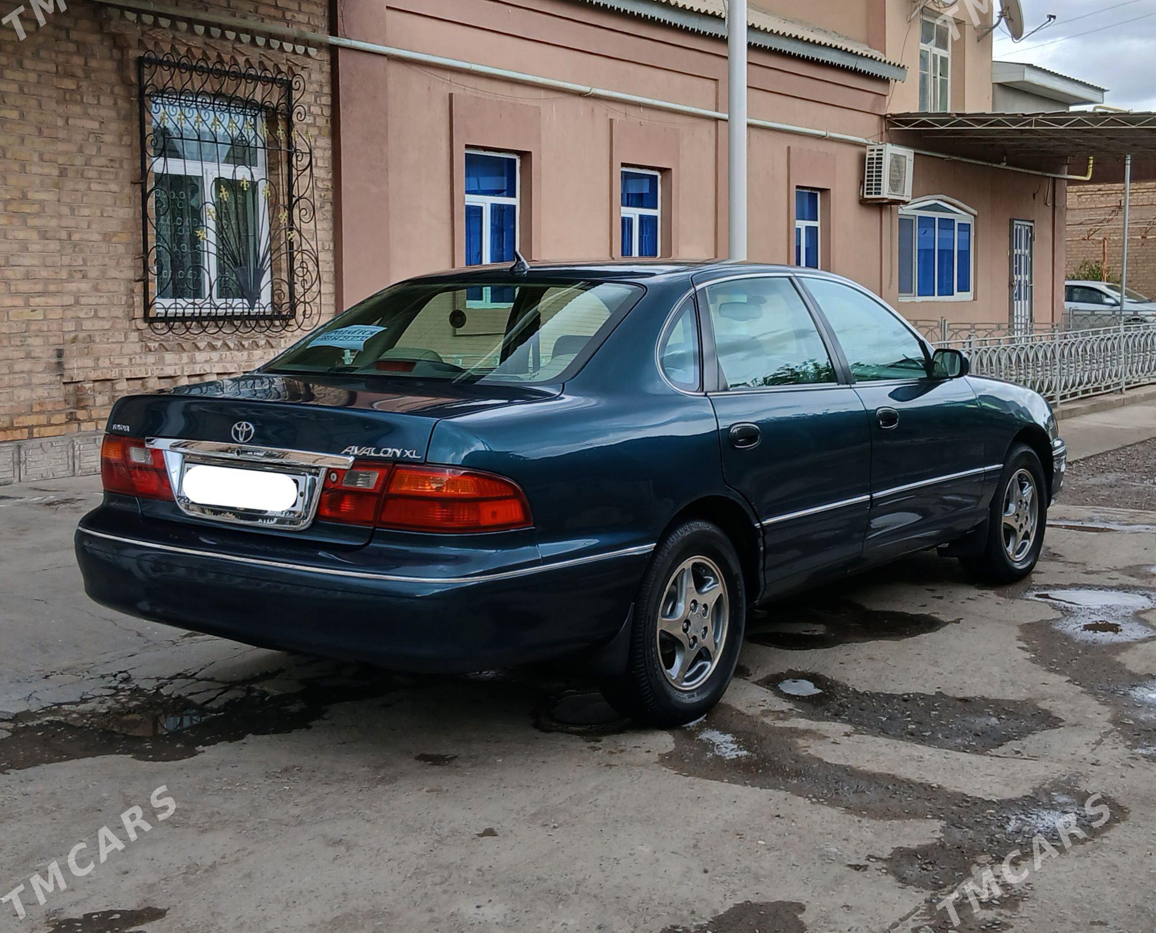 Toyota Avalon 1998 - 166 000 TMT - Туркменабат - img 1