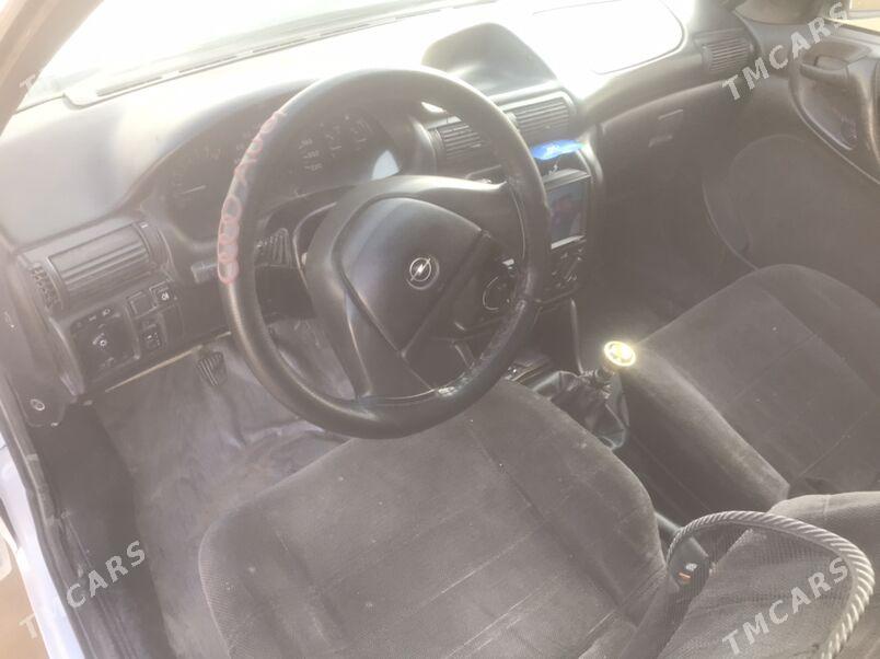 Opel Astra 1993 - 32 000 TMT - Дарганата - img 1