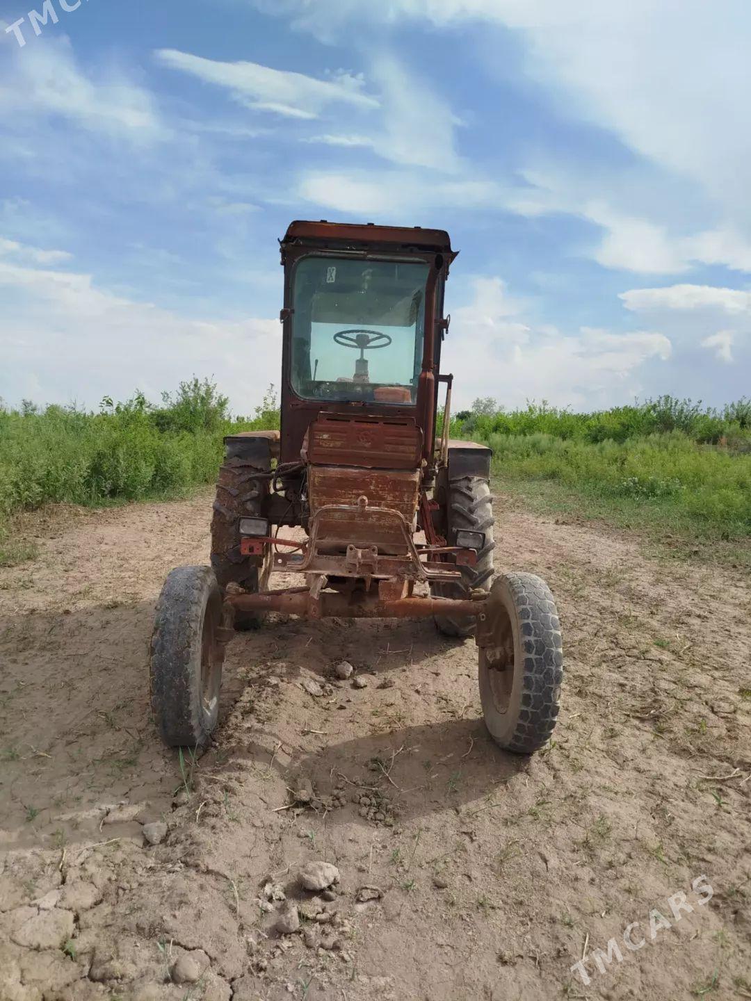 MTZ T-28 1989 - 30 000 TMT - Darganata - img 1