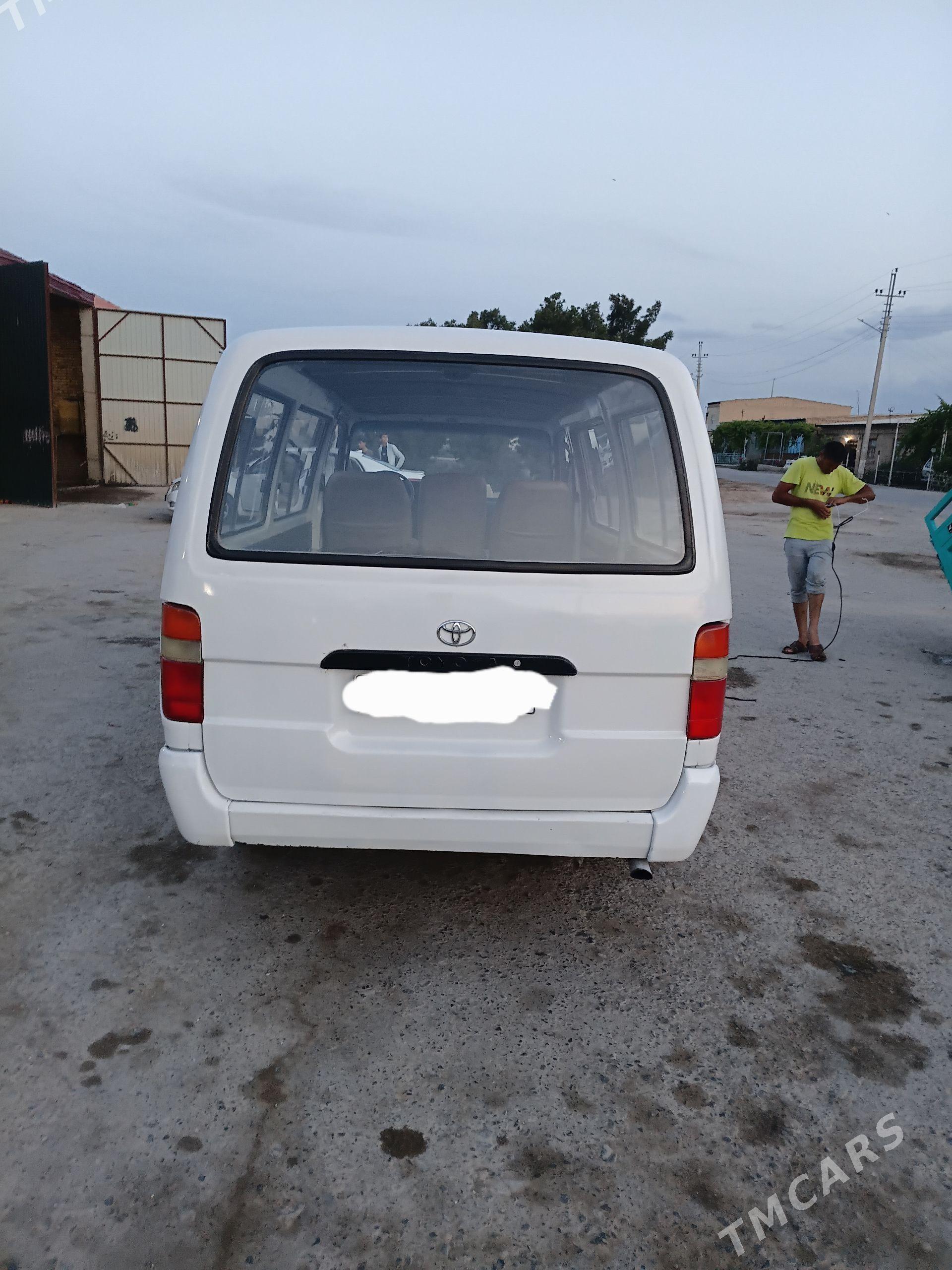 Toyota Hiace 1992 - 100 000 TMT - Türkmenabat - img 1