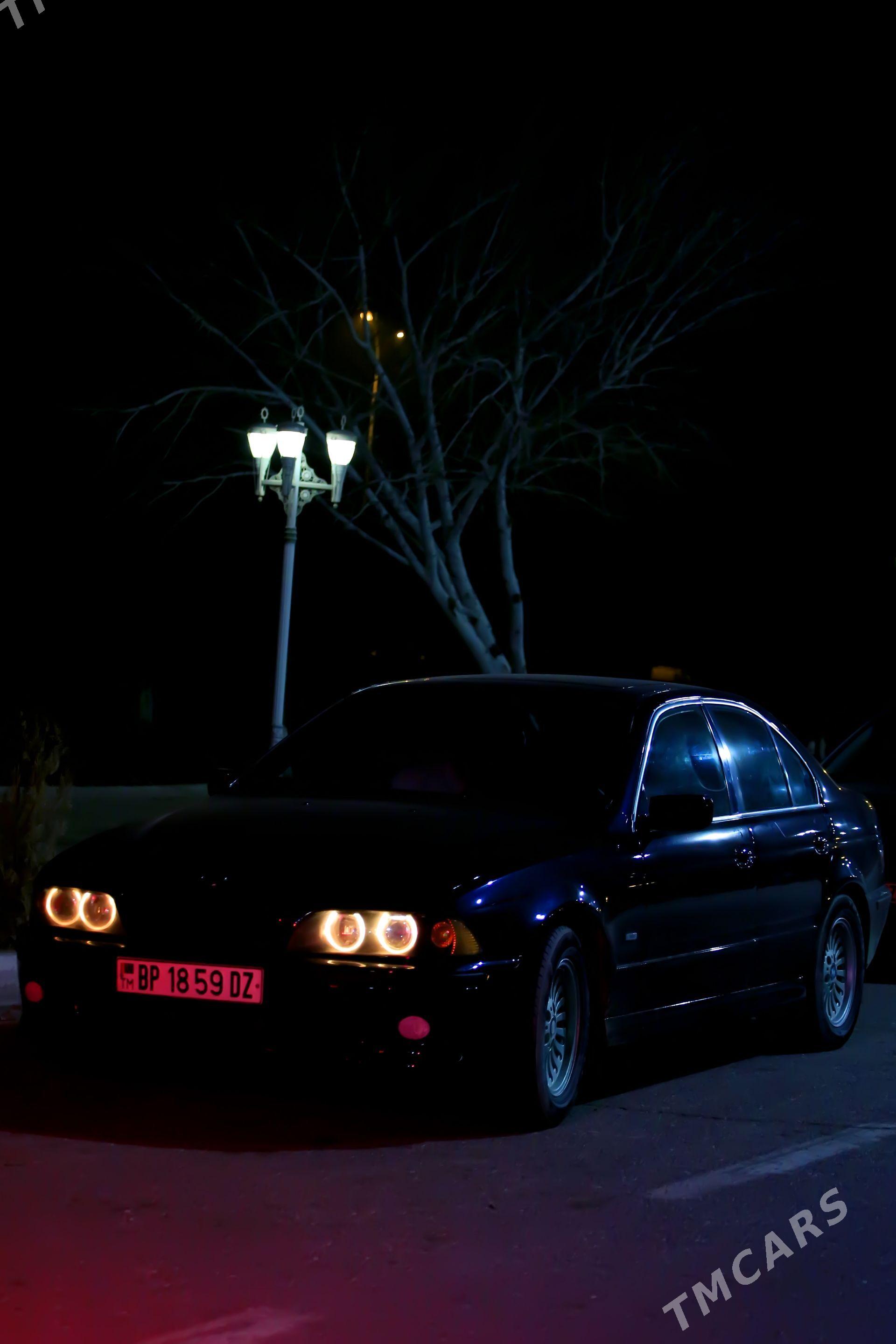 BMW E39 1997 - 125 000 TMT - Gurbansoltan Eje - img 1