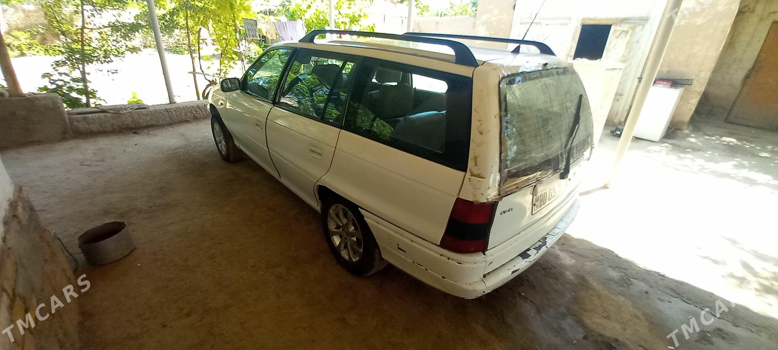 Opel Astra 1993 - 38 000 TMT - Кёнеургенч - img 1