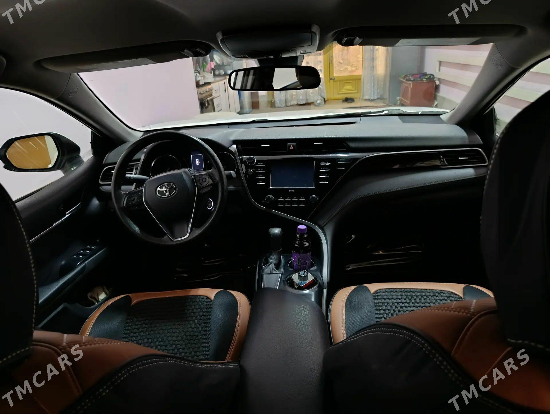Toyota Camry 2020 - 300 000 TMT - Акдепе - img 1