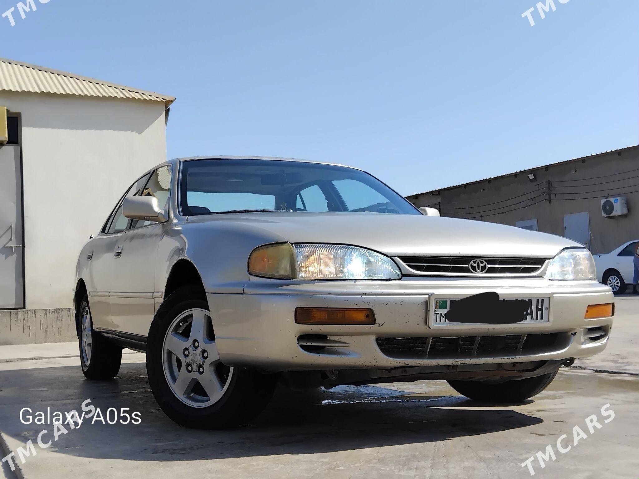 Toyota Camry 1992 - 110 000 TMT - Яшлык - img 1