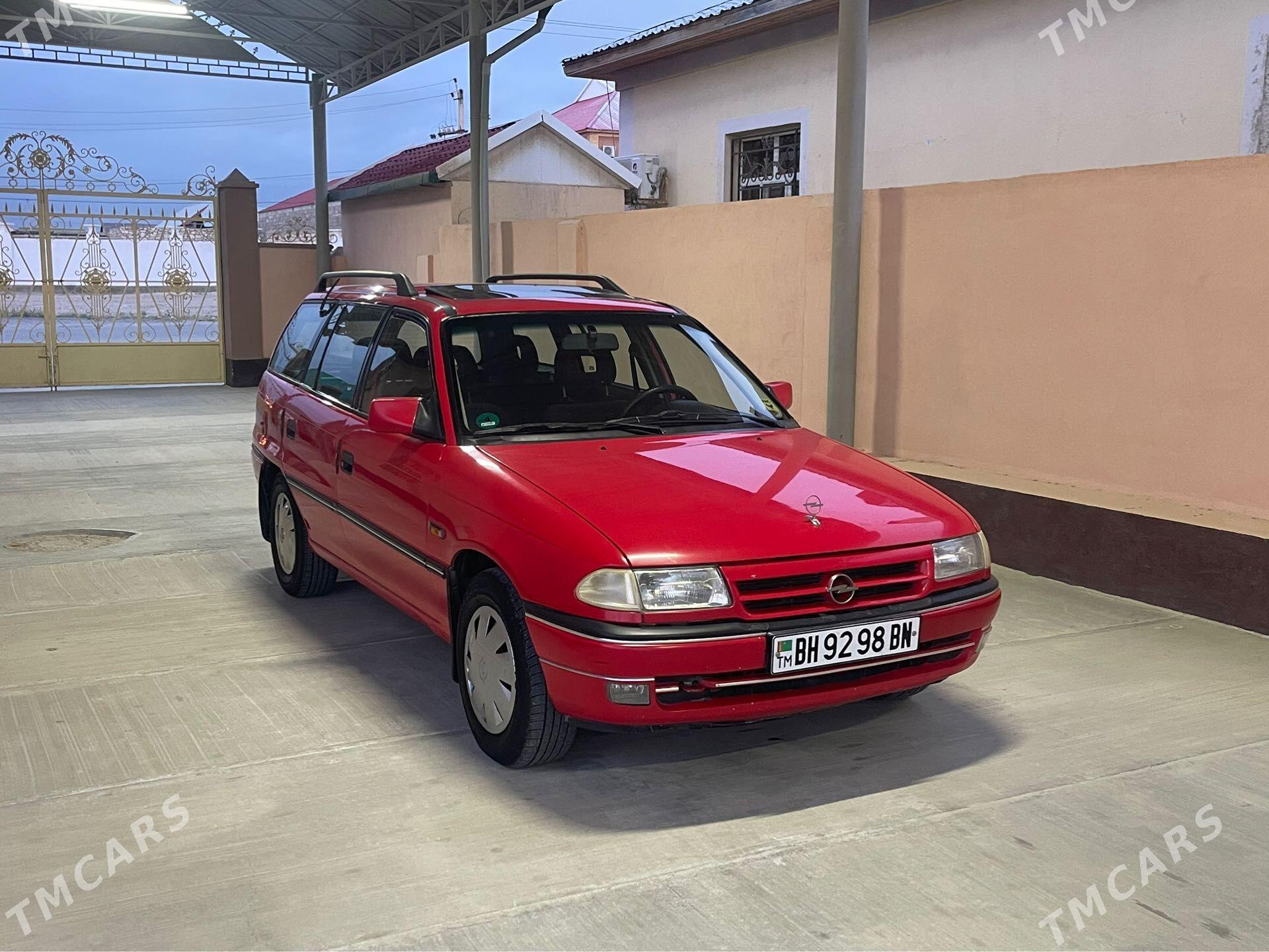 Opel Astra 1994 - 55 000 TMT - Балканабат - img 1