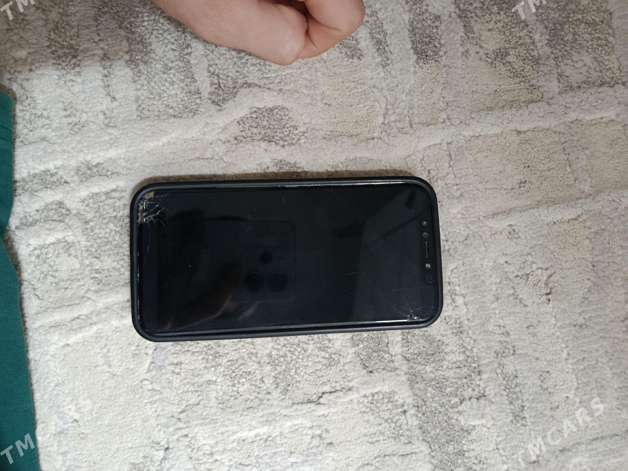 iPhone x - Balkanabat - img 1