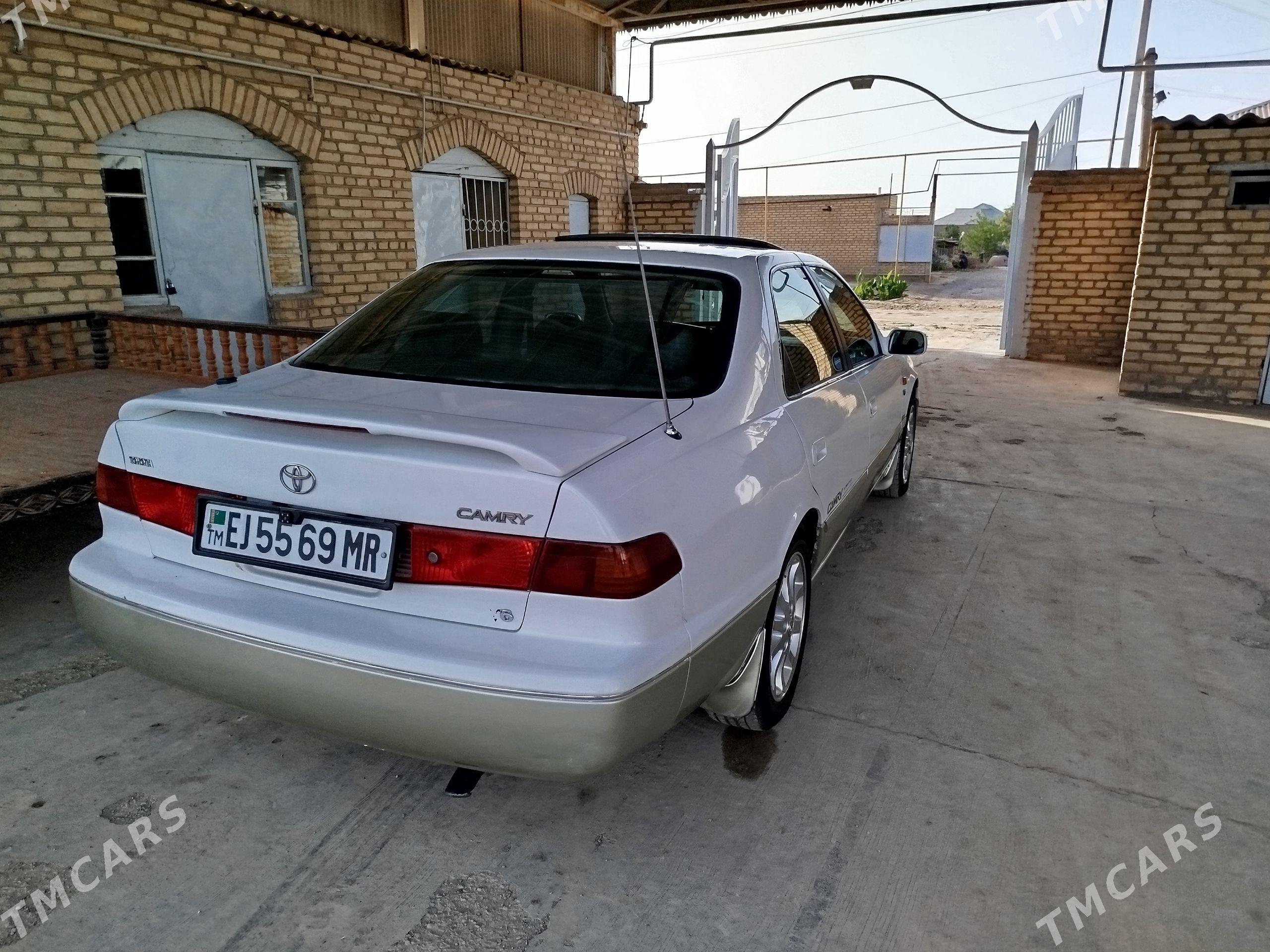 Toyota Camry 2000 - 185 000 TMT - Туркменгала - img 1