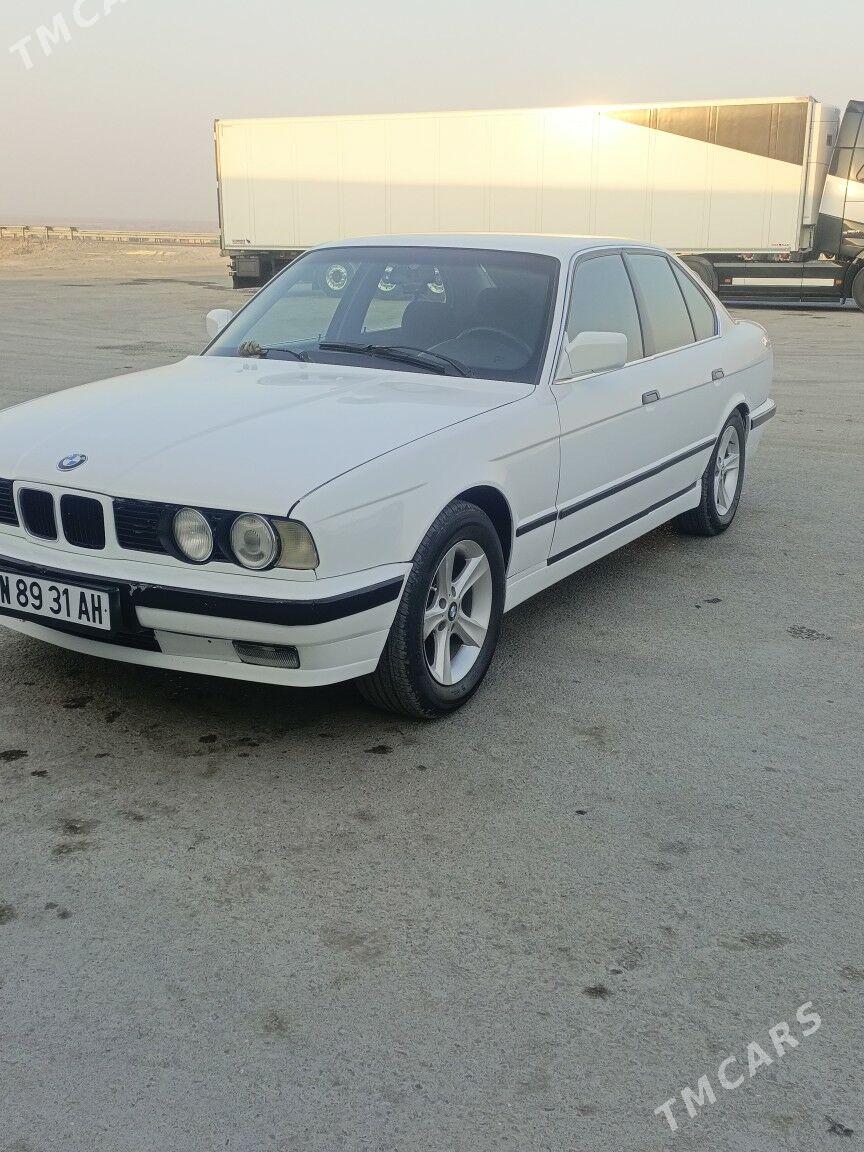 BMW E34 1989 - 53 000 TMT - Бахарден - img 1
