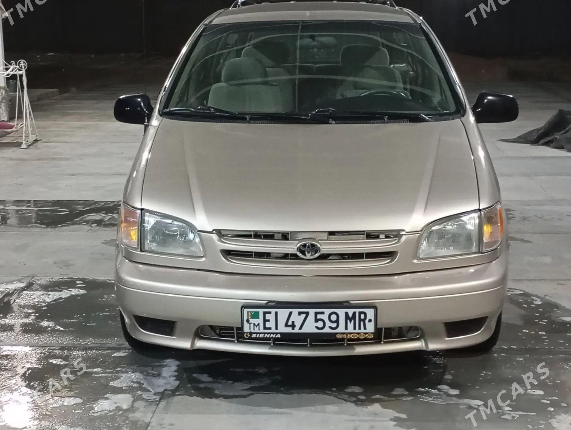 Toyota Sienna 2000 - 160 000 TMT - Murgap - img 1
