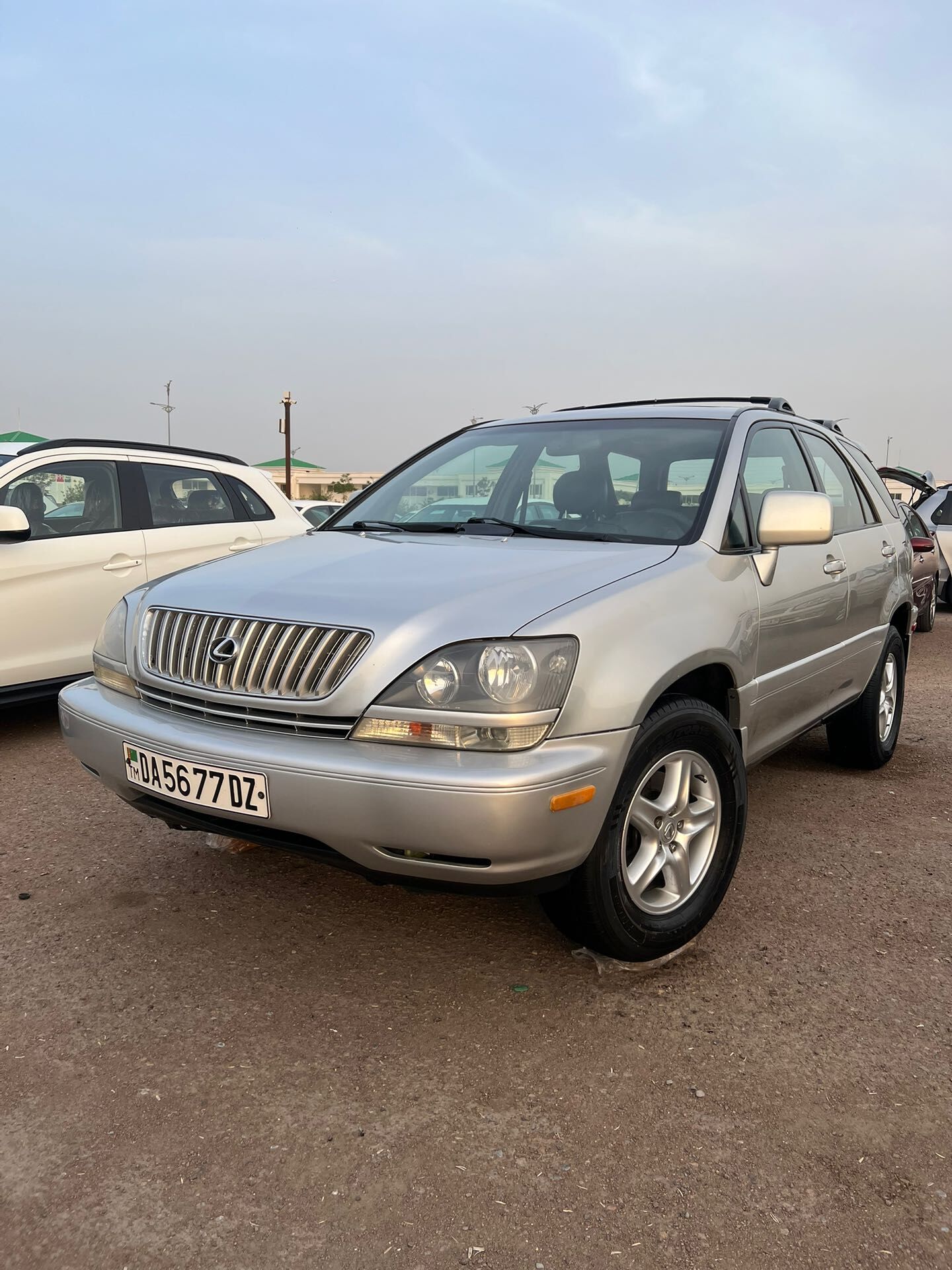 Lexus RX 300 2000 - 245 000 TMT - Şabat etr. - img 1