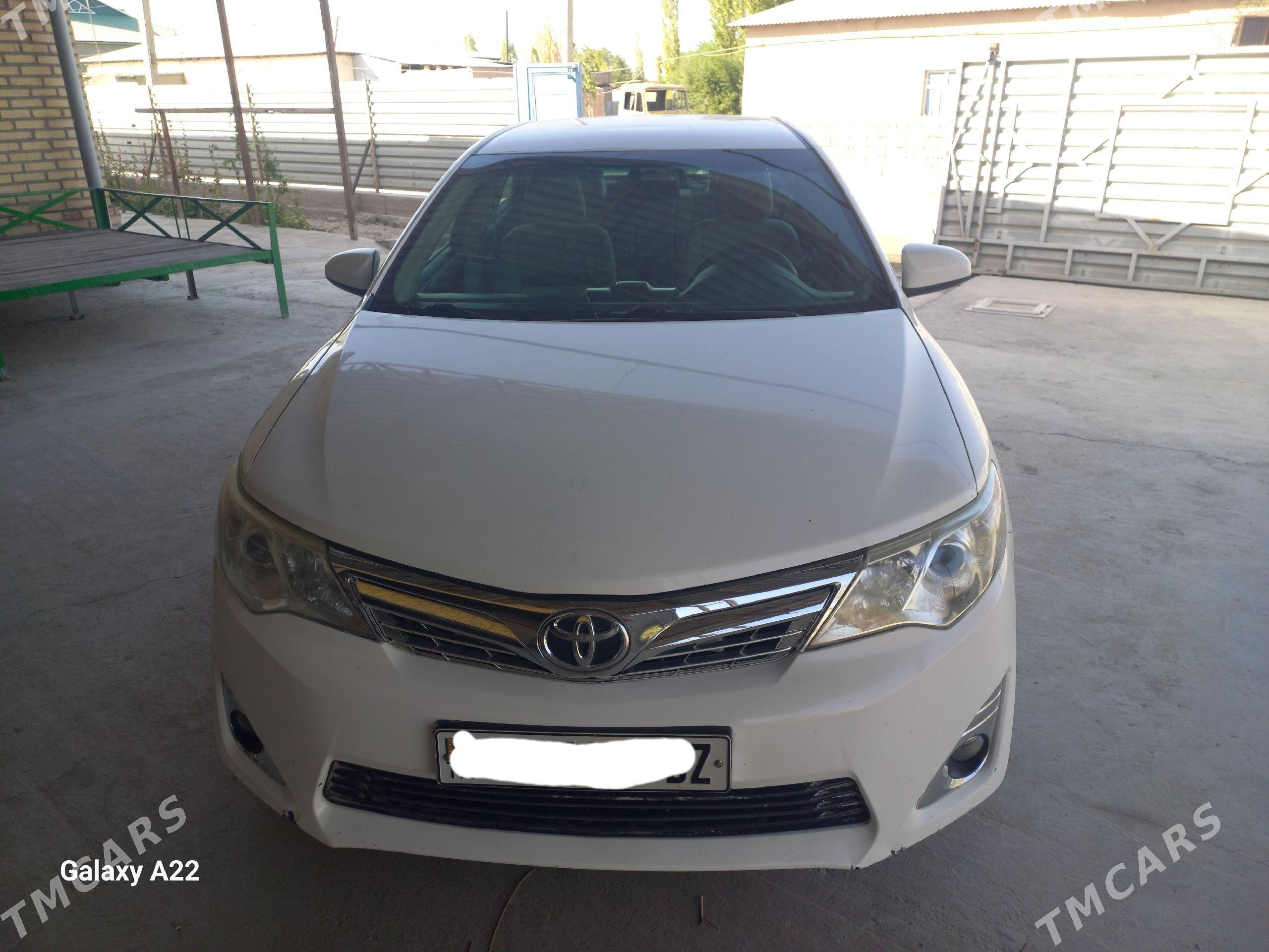 Toyota Camry 2014 - 255 999 TMT - Дашогуз - img 1