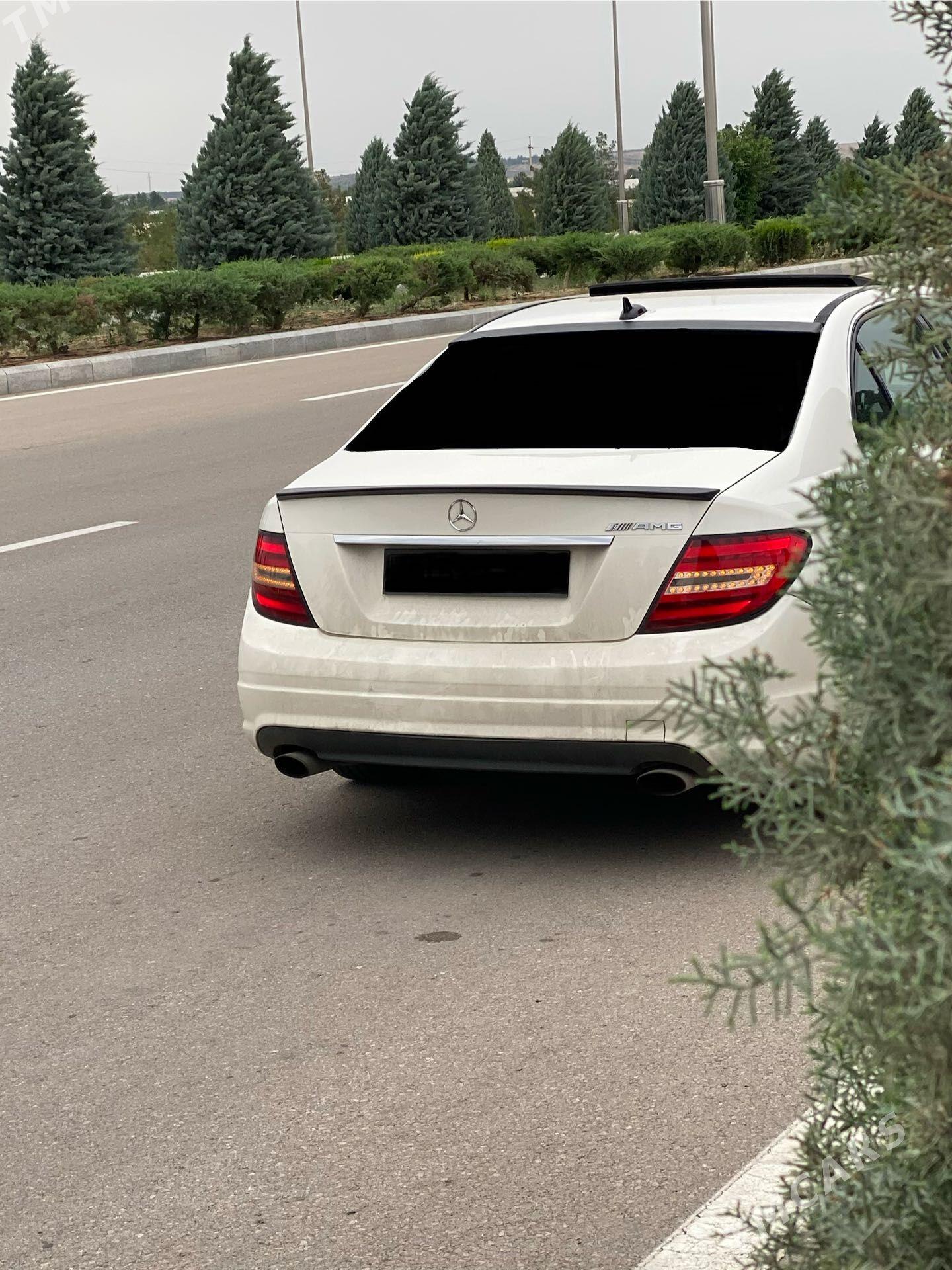 Mercedes-Benz C300 2010 - 198 000 TMT - Aşgabat - img 1