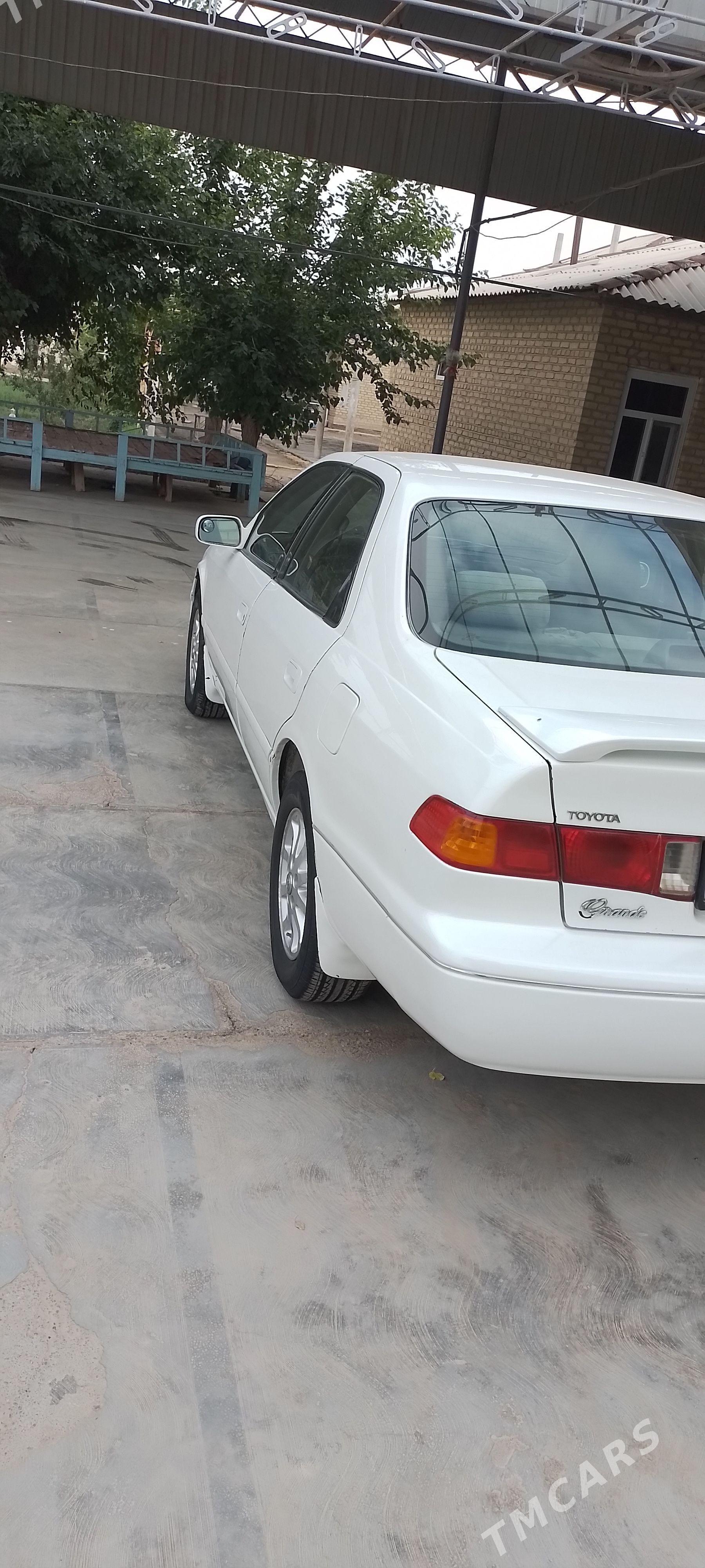 Toyota Camry 1999 - 150 000 TMT - Türkmengala - img 1