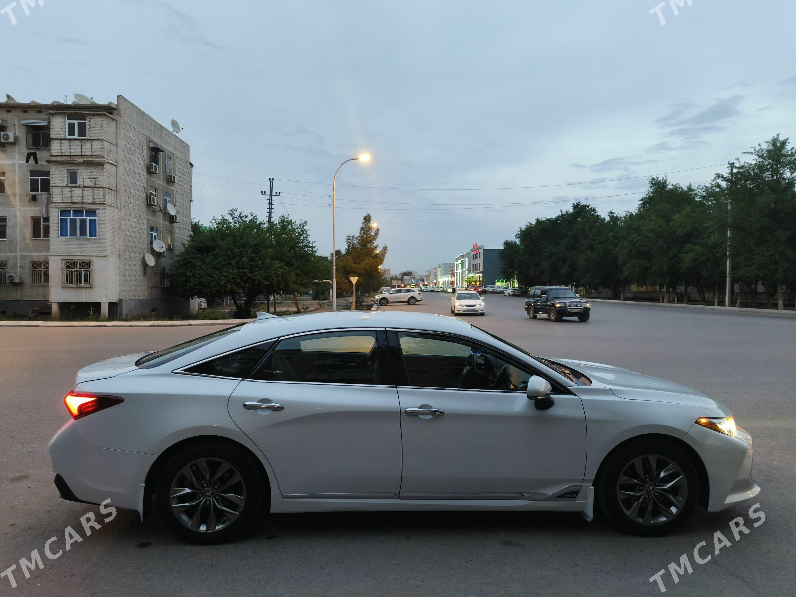 Toyota Avalon 2022 - 440 000 TMT - Mary - img 1