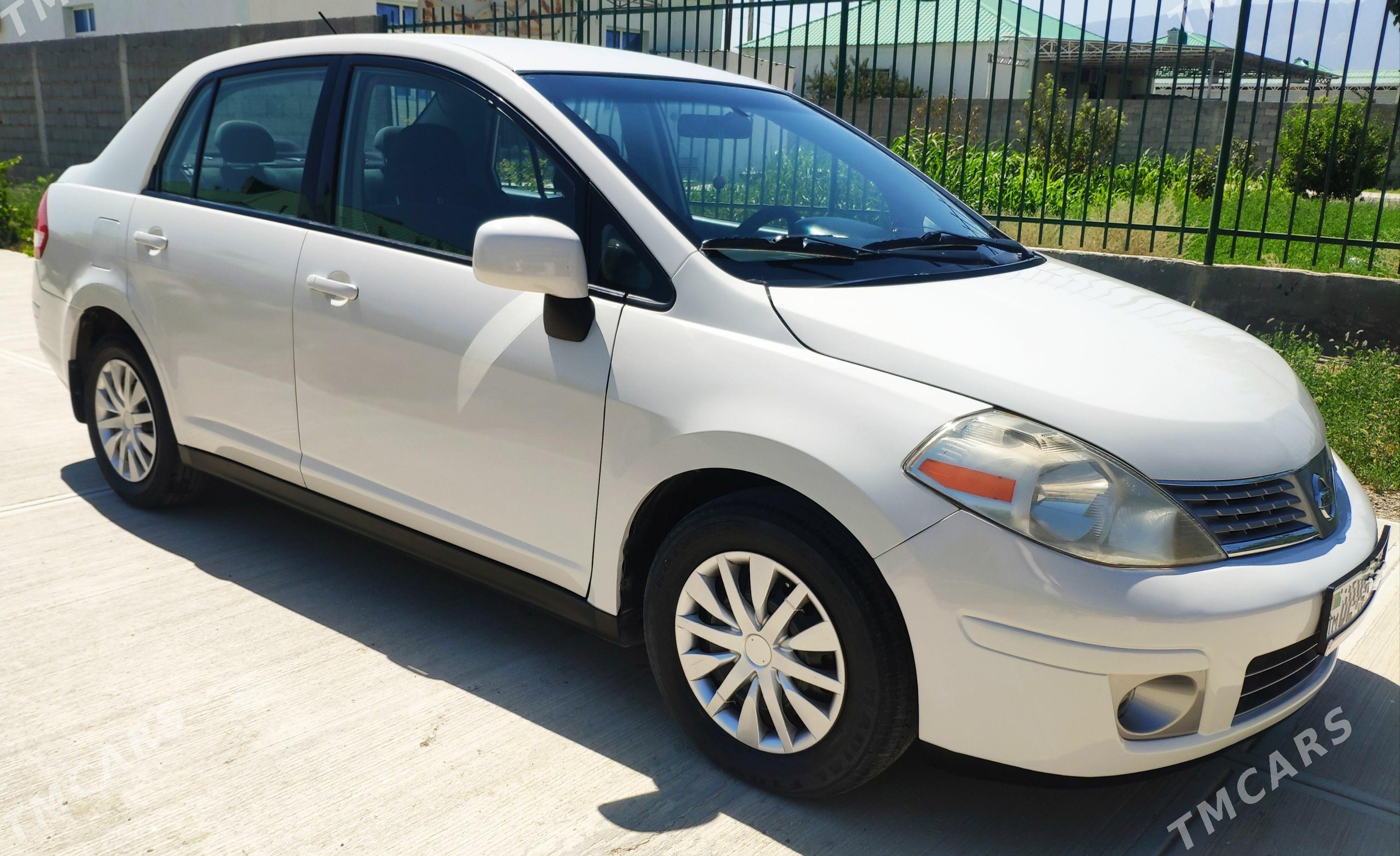 Nissan Versa 2011 - 158 000 TMT - Бахарден - img 1