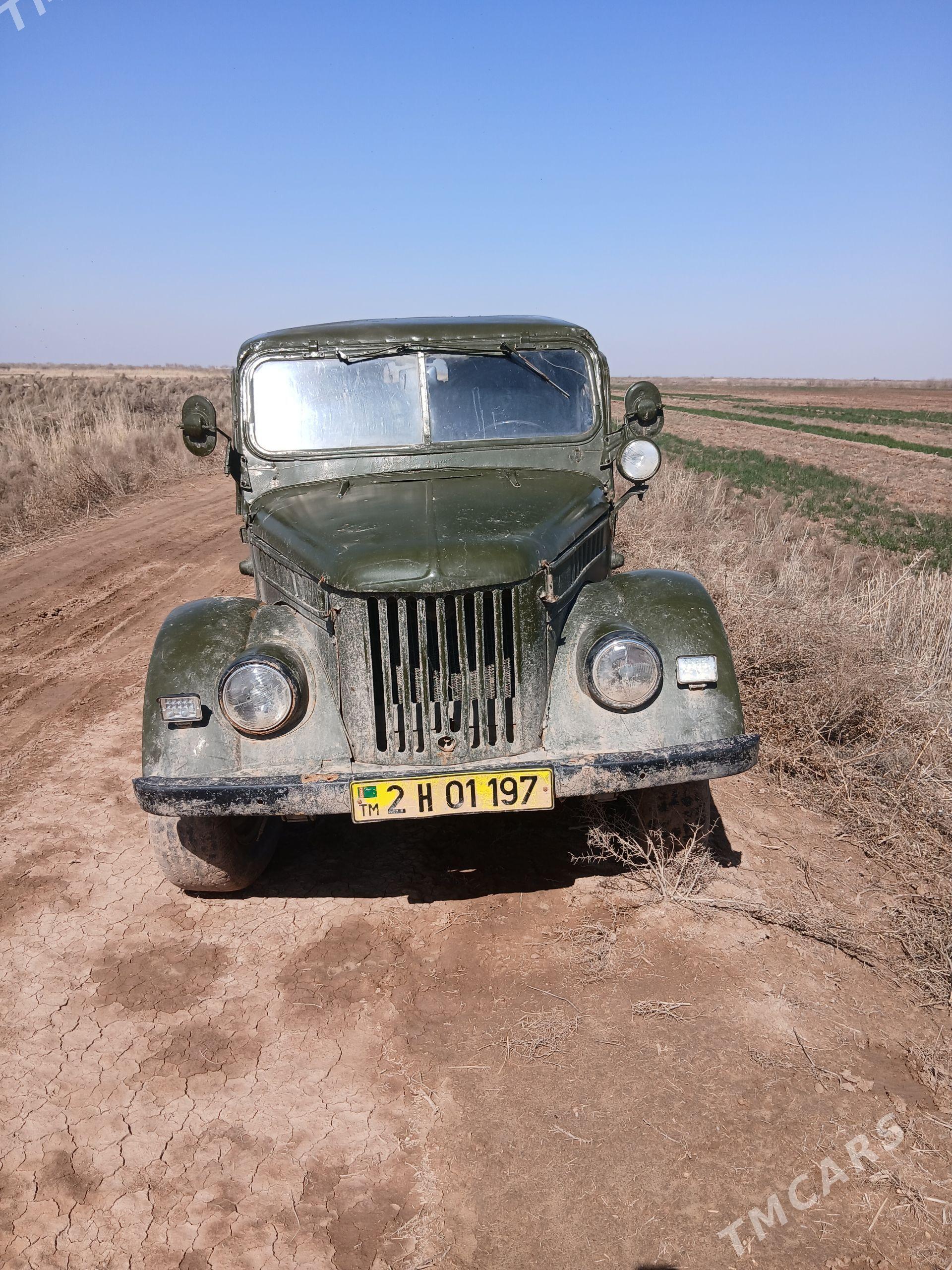UAZ 469 1980 - 15 000 TMT - Теджен - img 1
