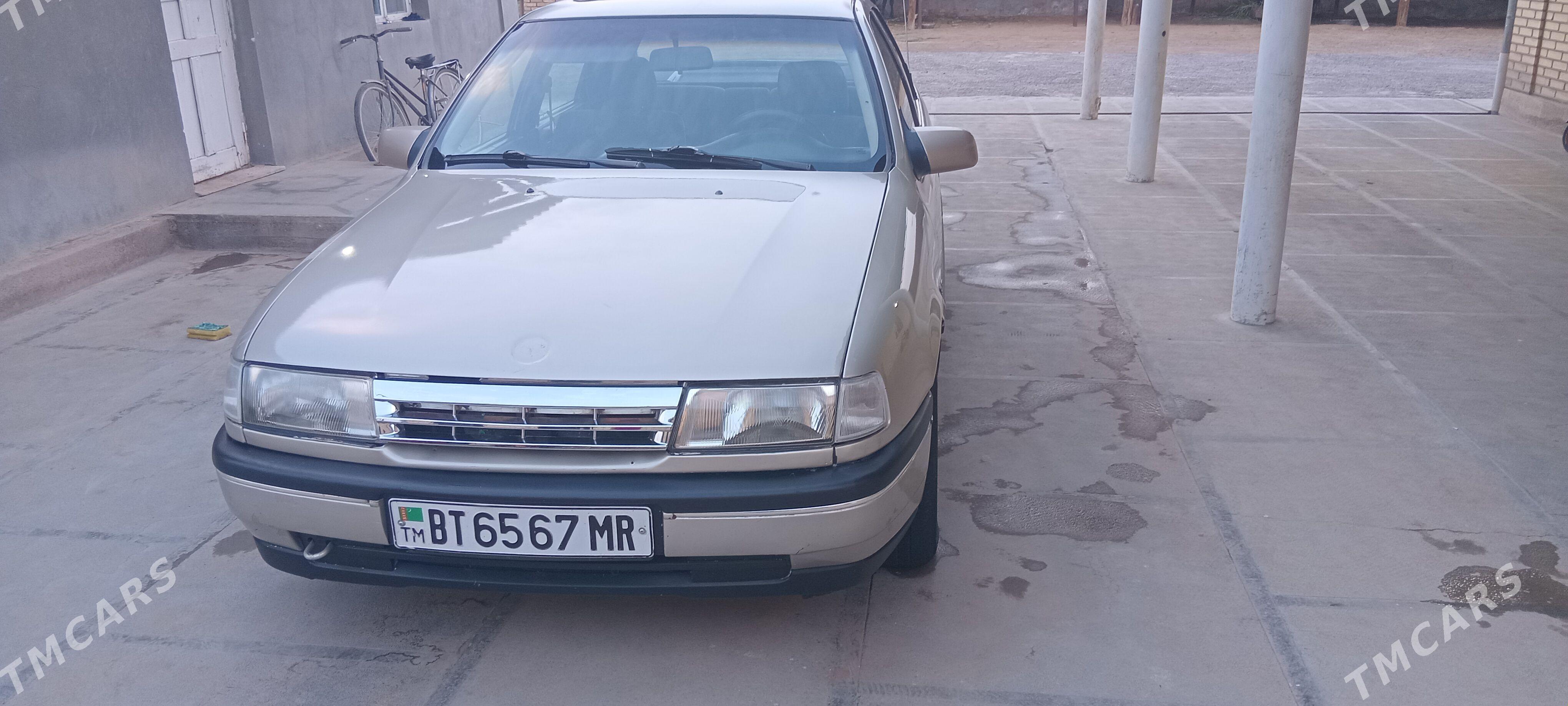 Opel Vectra 1992 - 53 000 TMT - Мары - img 1
