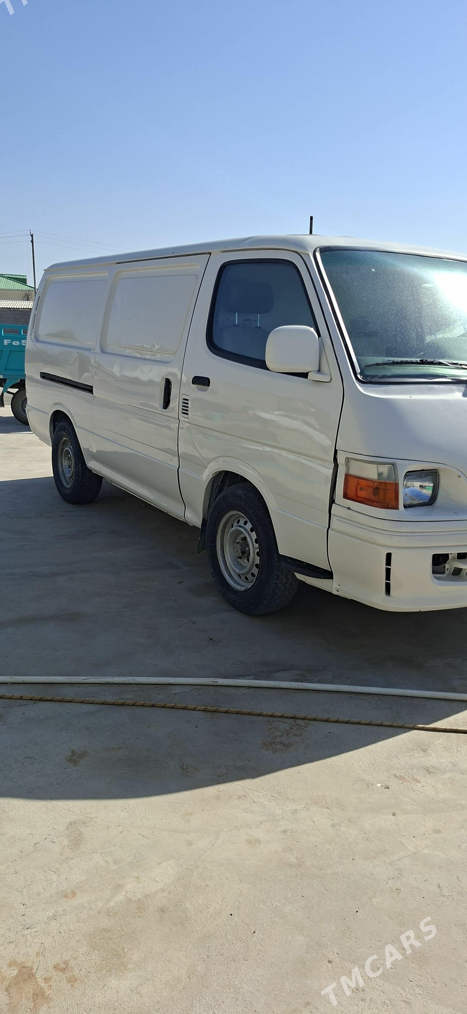 Toyota Hiace 2003 - 110 000 TMT - Gökdepe - img 1