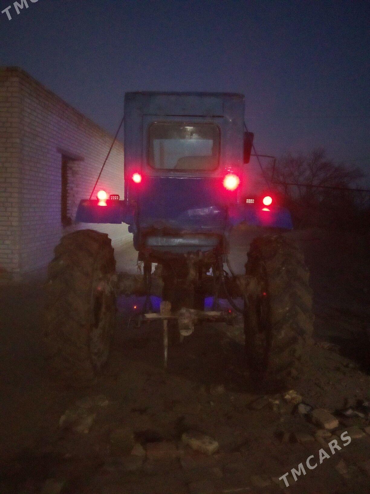 MTZ T-28 1990 - 18 000 TMT - Baýramaly - img 1