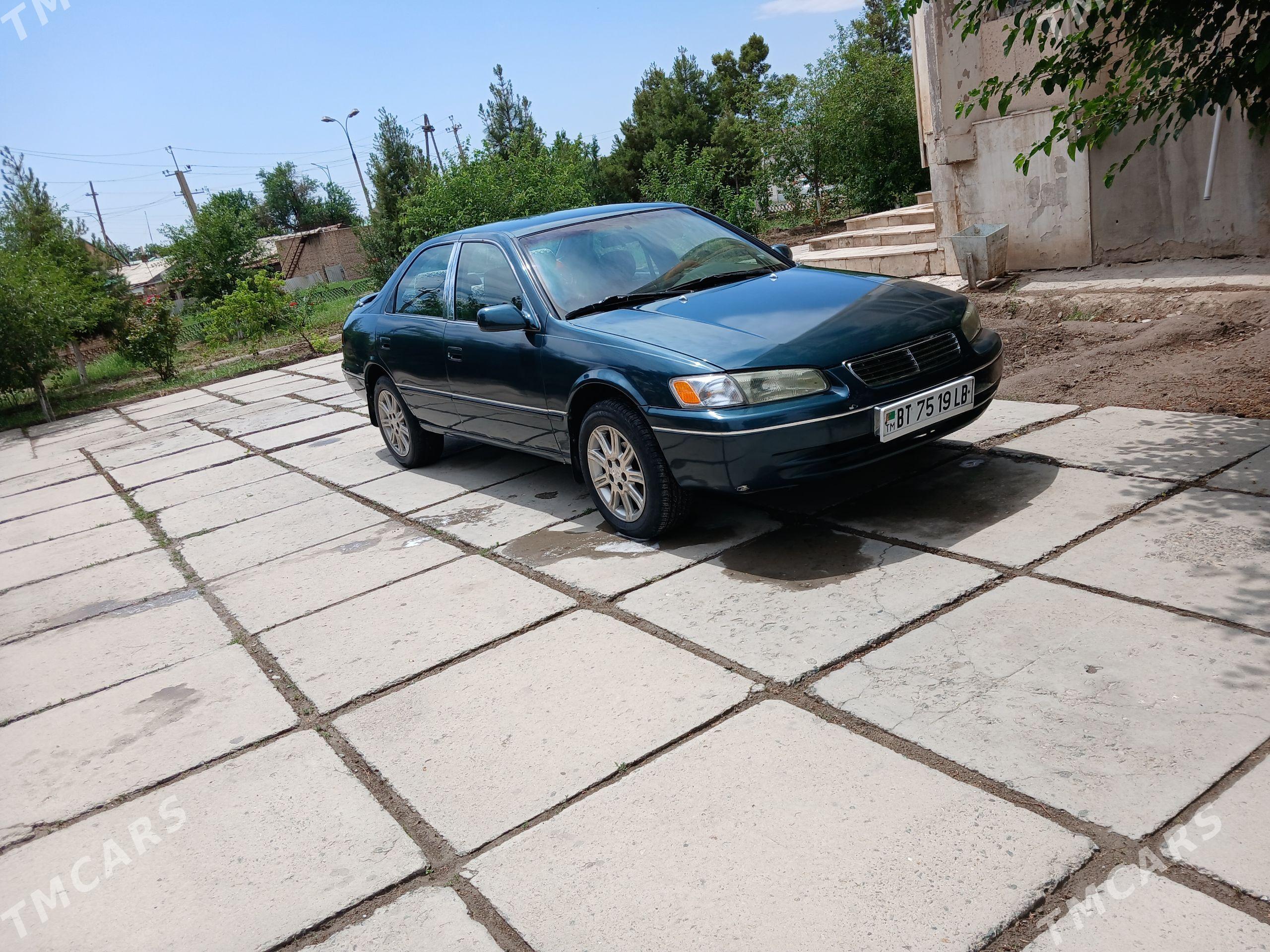 Toyota Camry 1998 - 130 000 TMT - Dänew - img 1