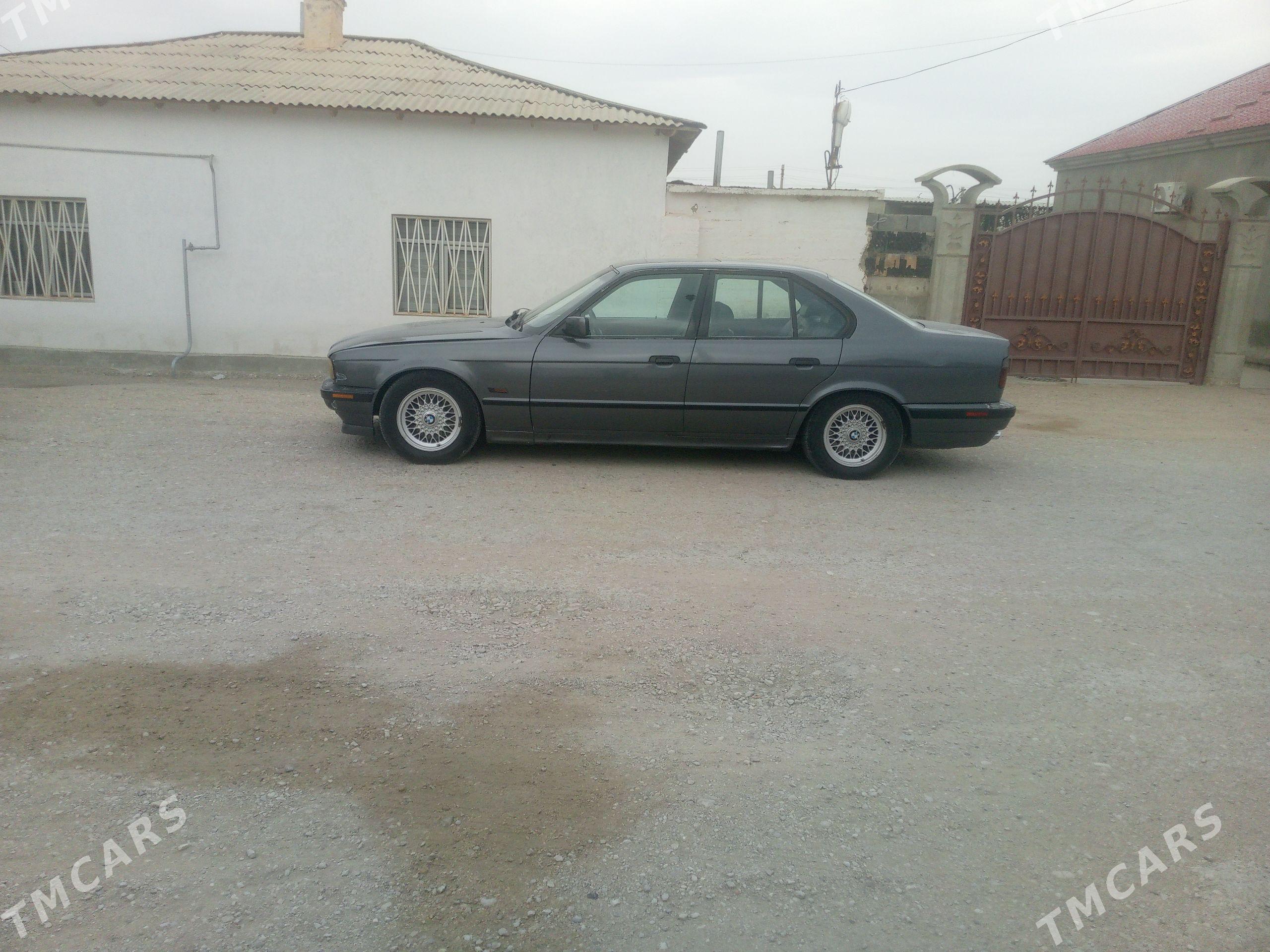 BMW 525 1993 - 42 000 TMT - Балканабат - img 1