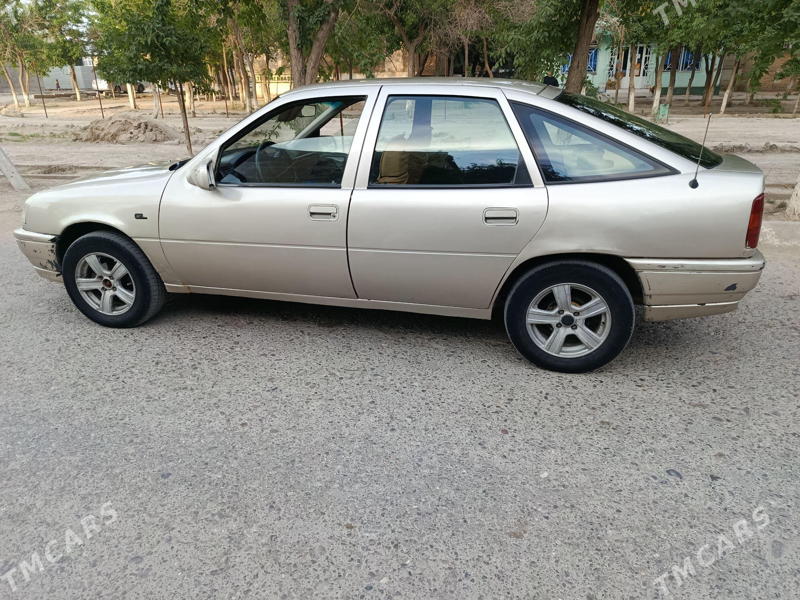Opel Vectra 1991 - 35 000 TMT - Мары - img 1