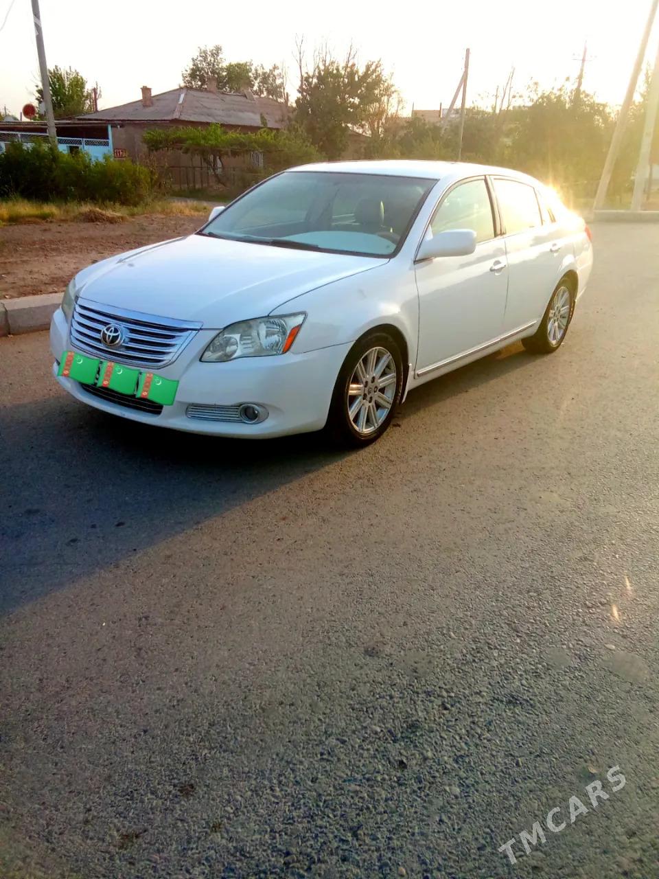Toyota Avalon 2006 - 220 000 TMT - Мары - img 1