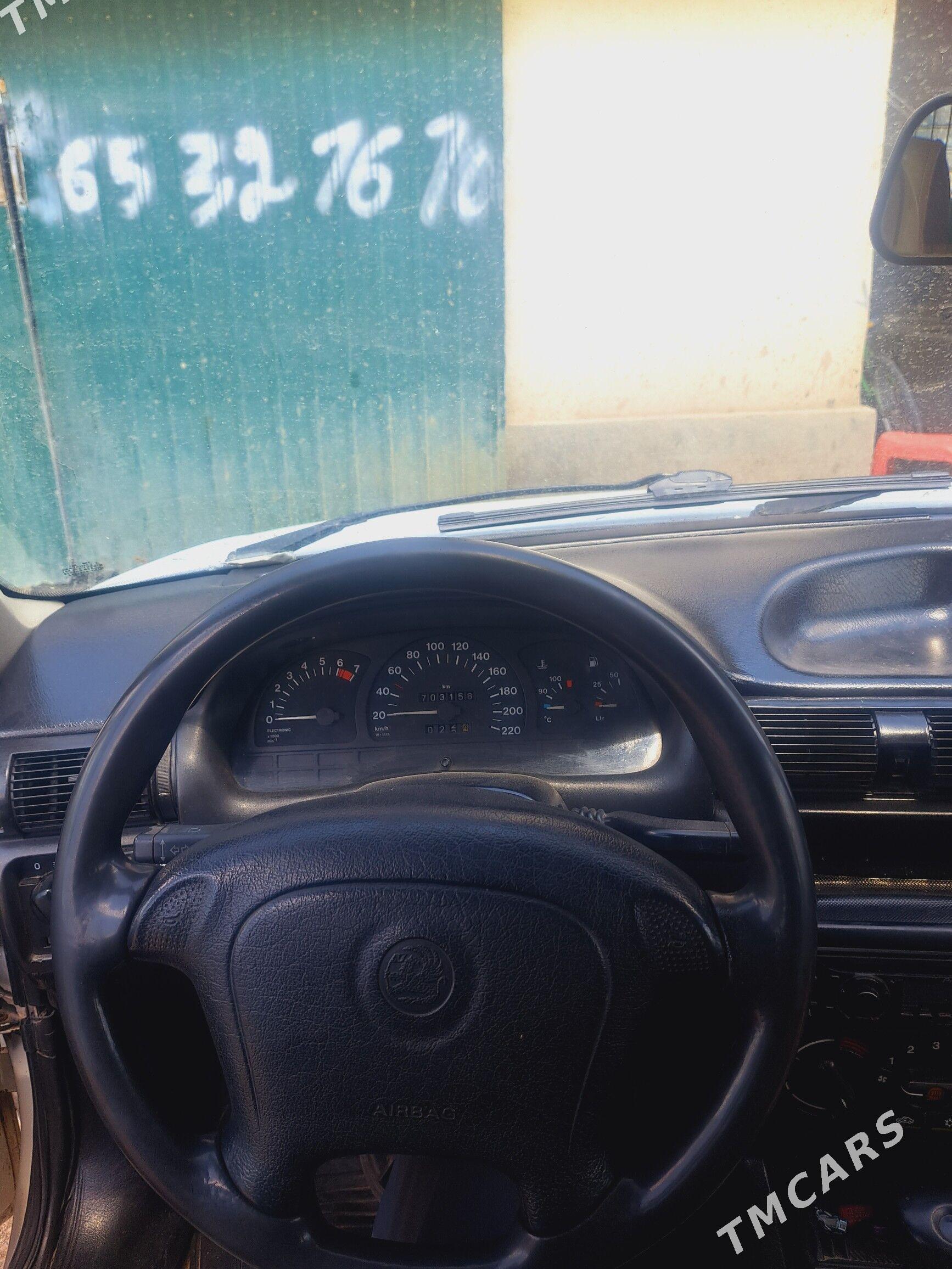 Opel Astra 1996 - 50 000 TMT - Анев - img 1