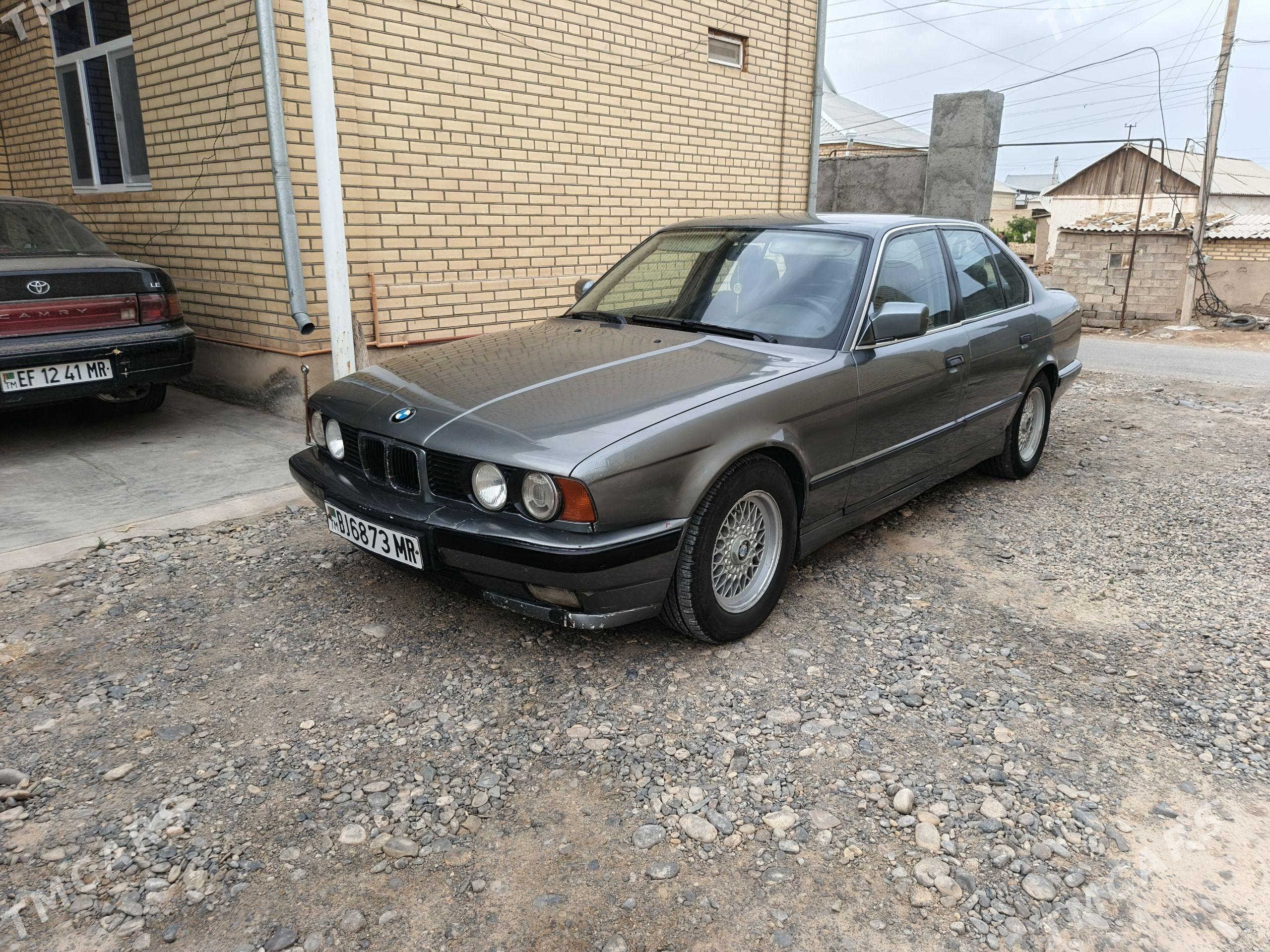 BMW 525 1992 - 70 000 TMT - Мары - img 1