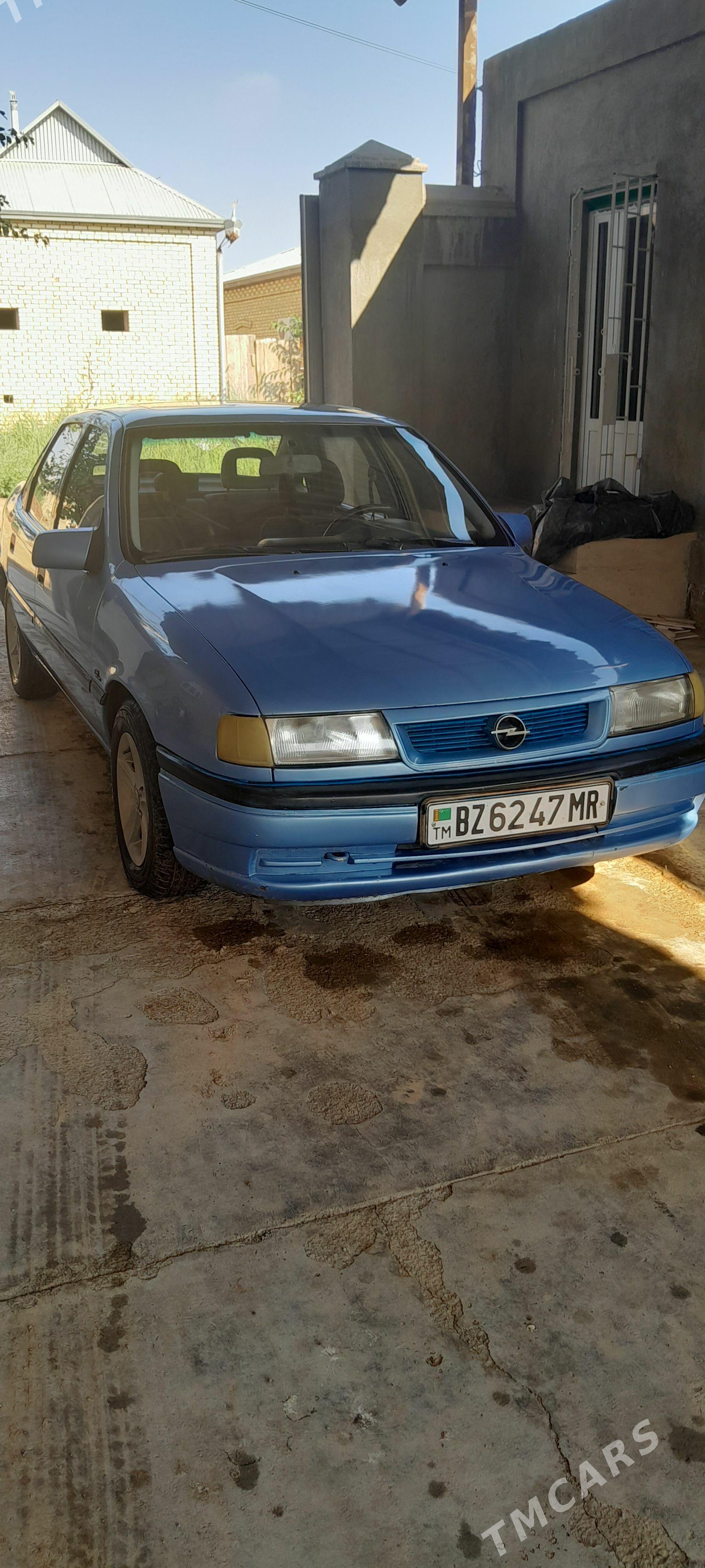 Opel Vectra 1993 - 50 000 TMT - Мары - img 1