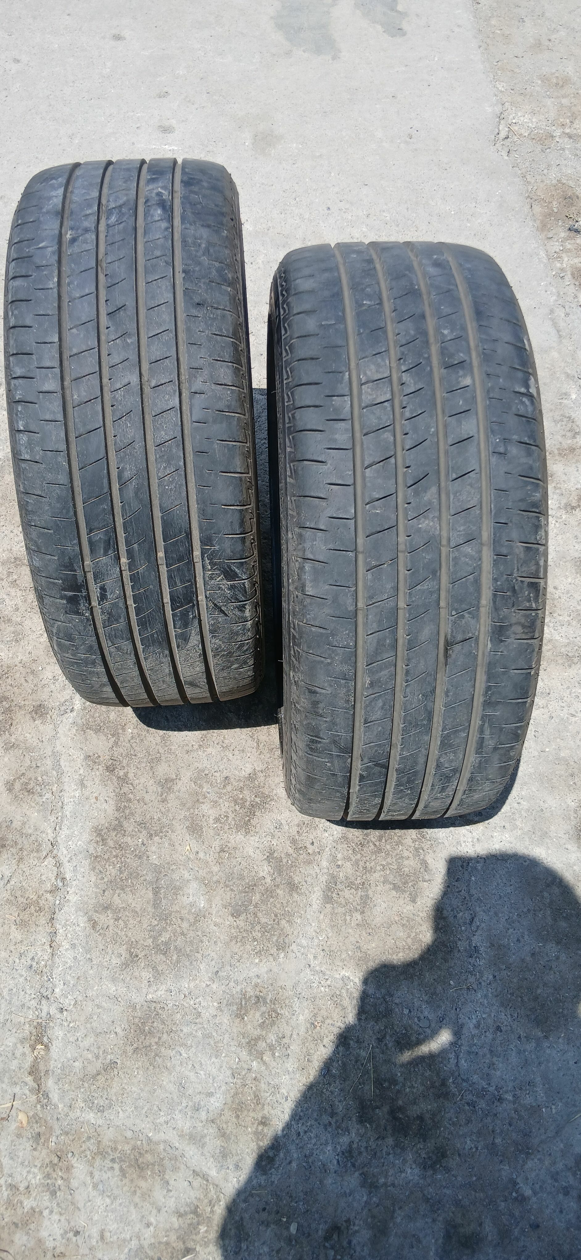 BRIDGESTONE 235 45 18👍👍👍👍 700 TMT - Bekrewe - img 1