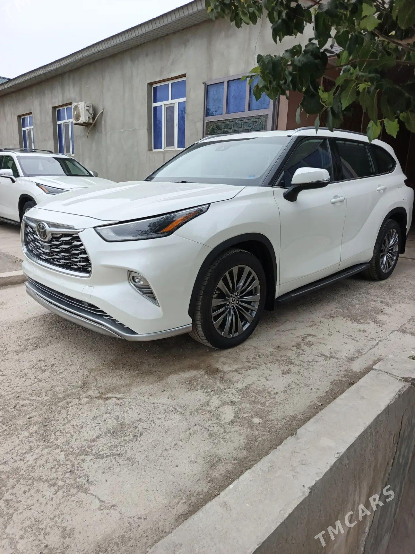 Toyota Highlander 2021 - 590 000 TMT - Köneürgenç - img 1
