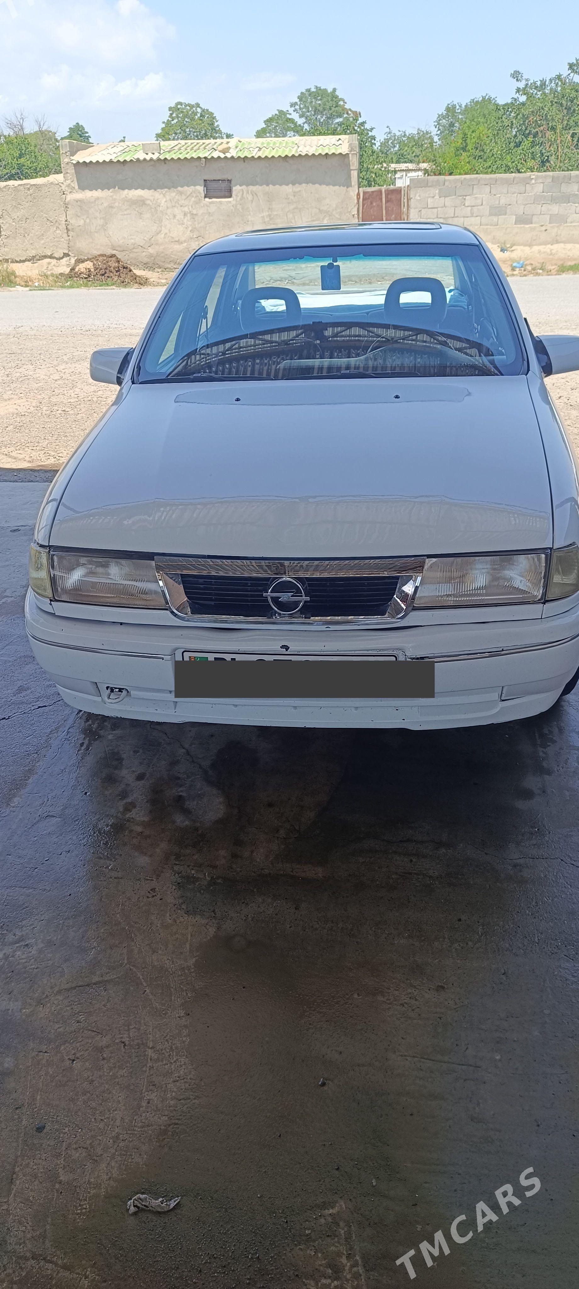 Opel Vectra 1992 - 55 000 TMT - Bäherden - img 1