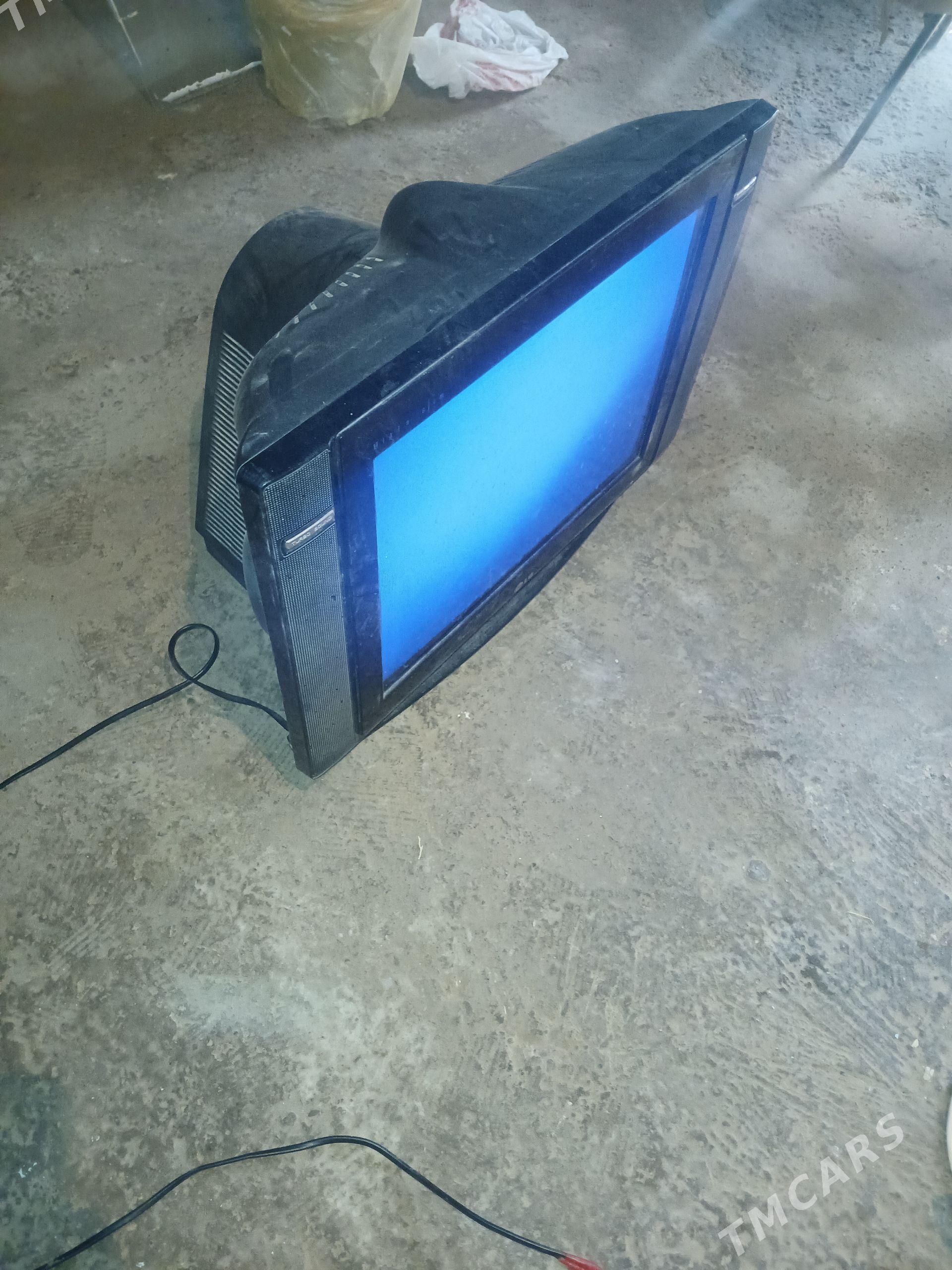 LG televizor - Анев - img 1