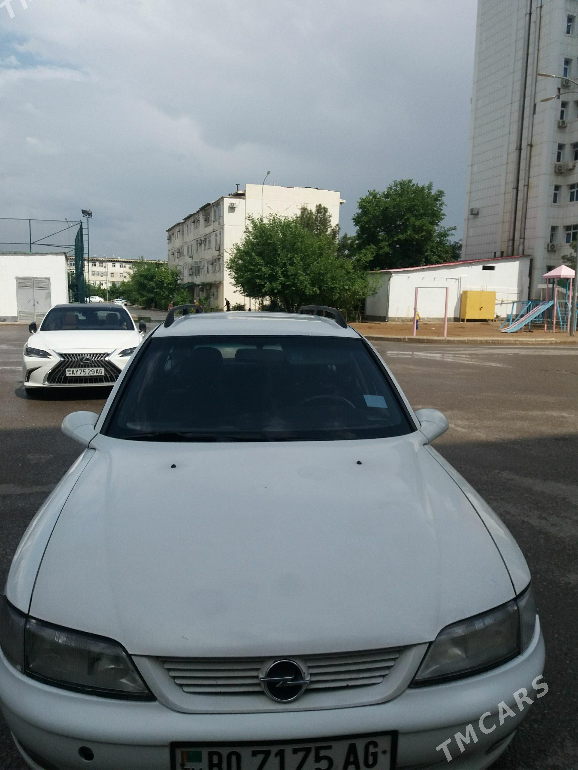 Opel Vectra 1997 - 65 000 TMT - Досааф - img 1