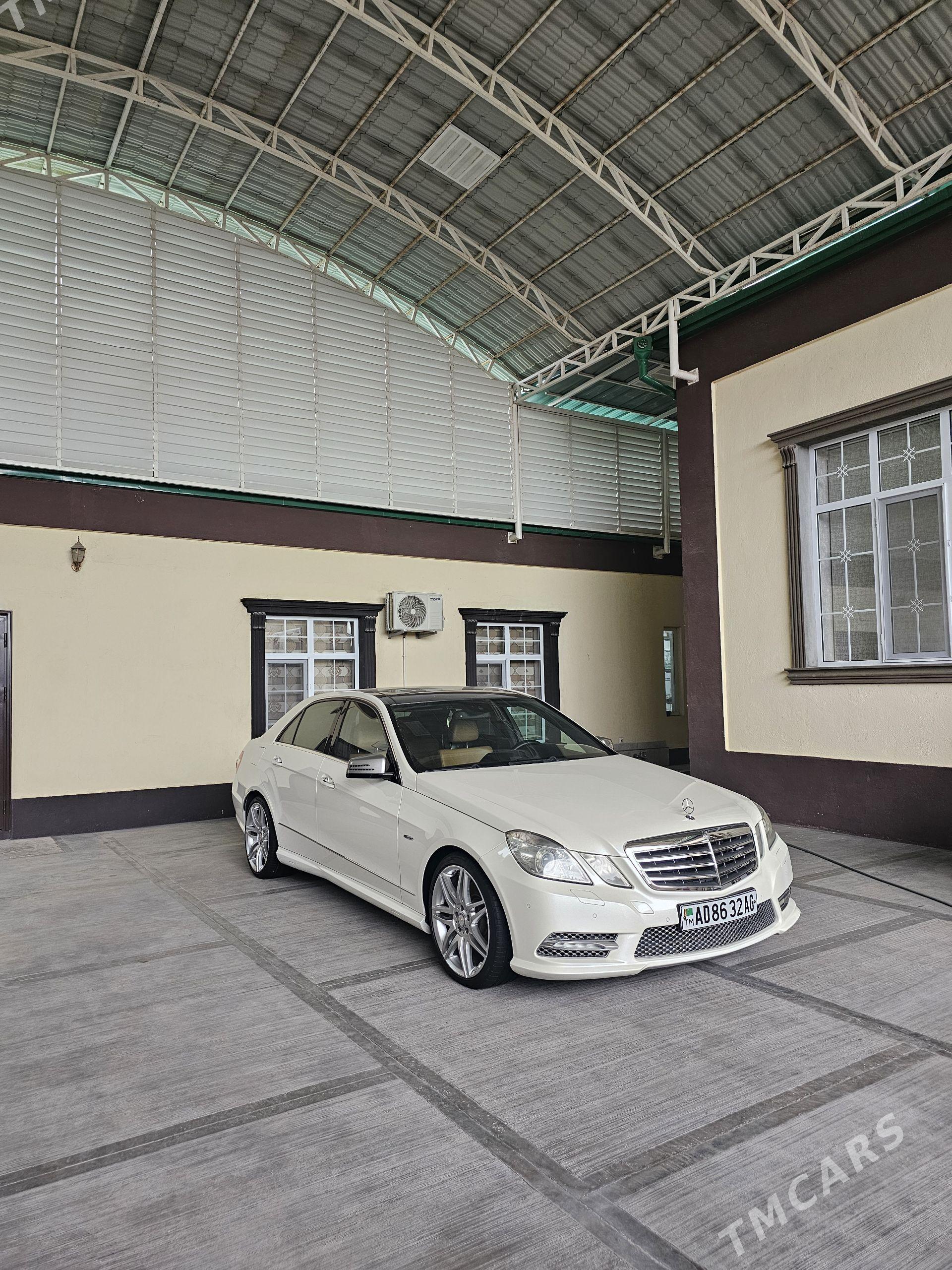 Mercedes-Benz E350 2013 - 500 000 TMT - Çoganly - img 1