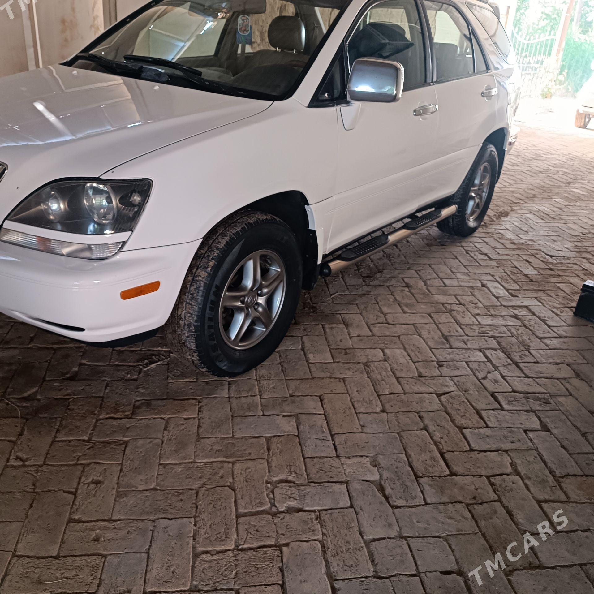 Lexus RX 300 2000 - 220 000 TMT - Halaç - img 1